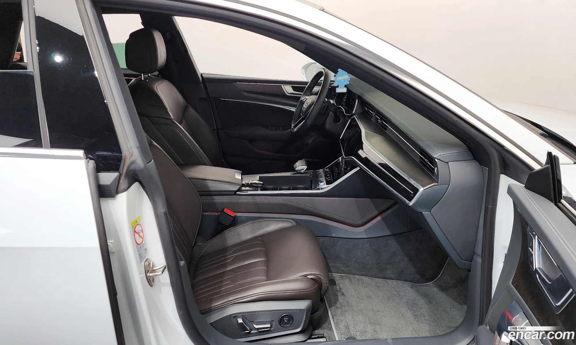 Audi A7 2020 WAUZZZF25LN077588 — 4