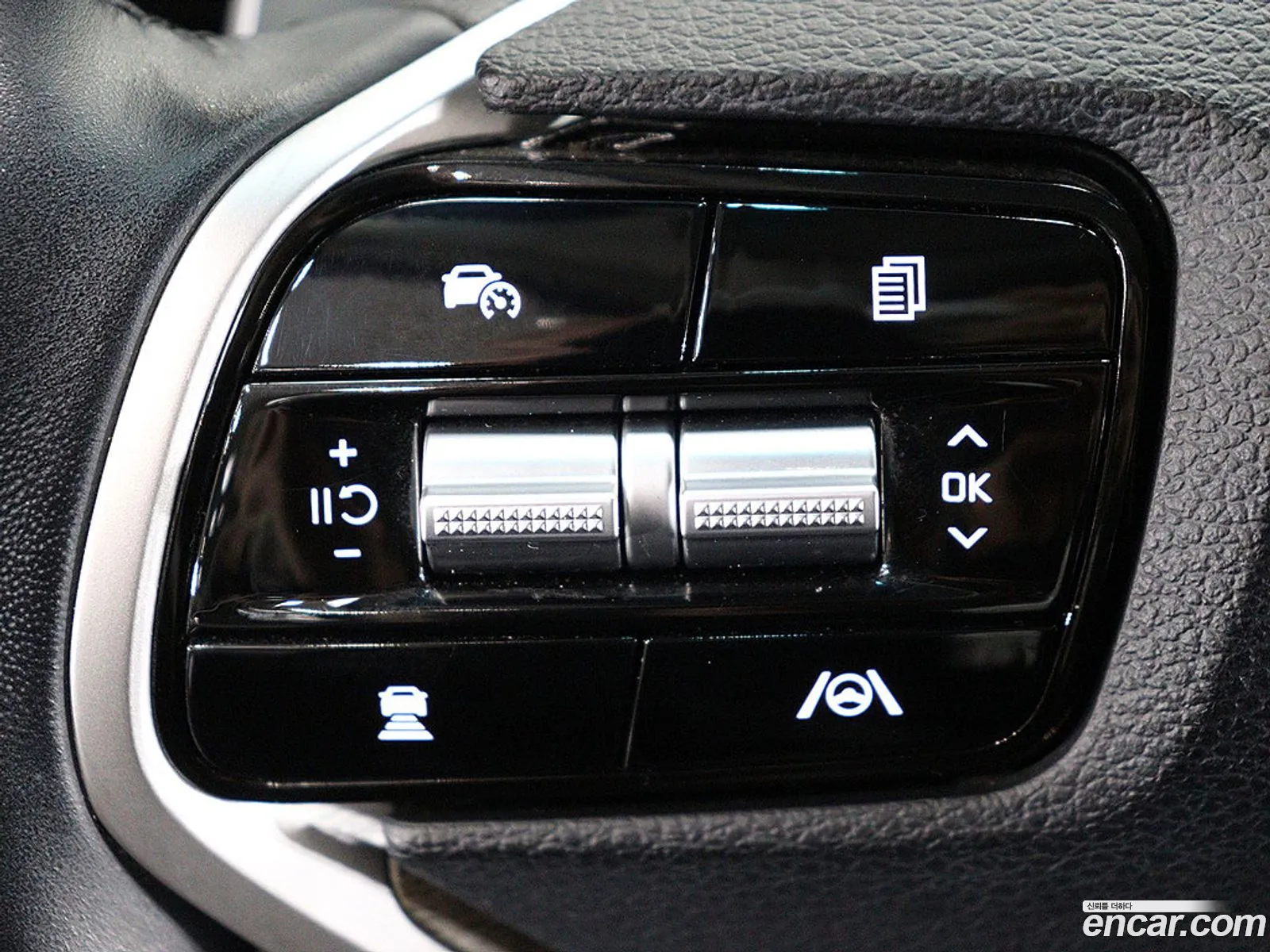 Kia K8 2023 — 17