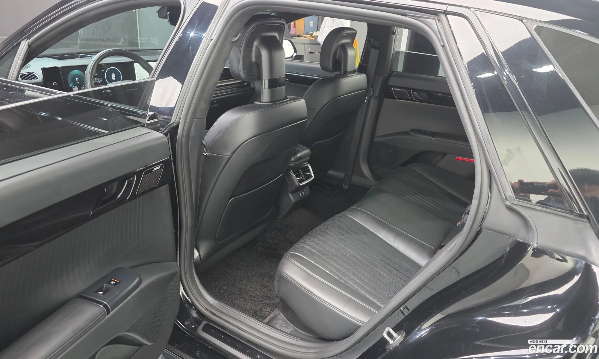 Hyundai Grandeur Hybrid 2024 — 7