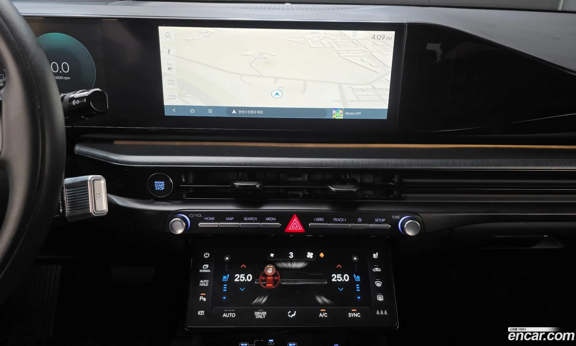 Hyundai Grandeur Hybrid 2024 — 17