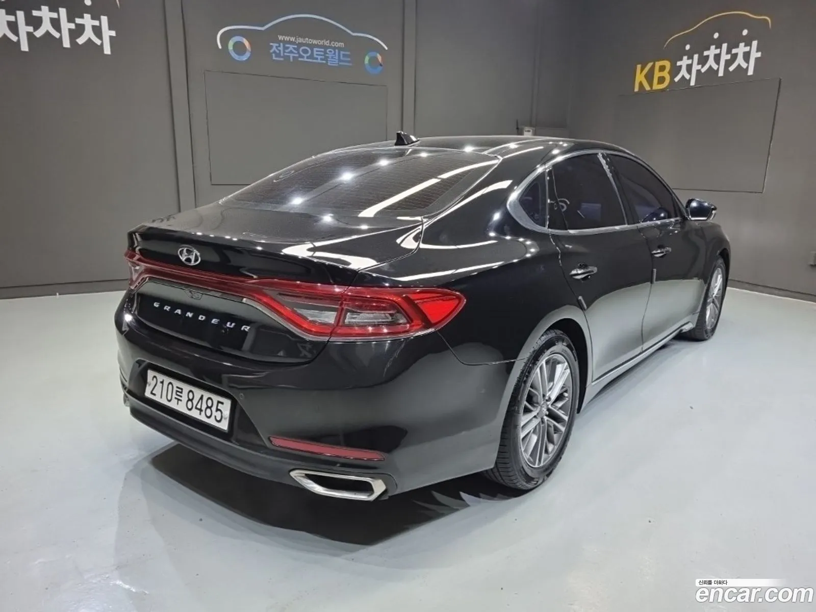 Hyundai Grandeur IG 2018 — 19