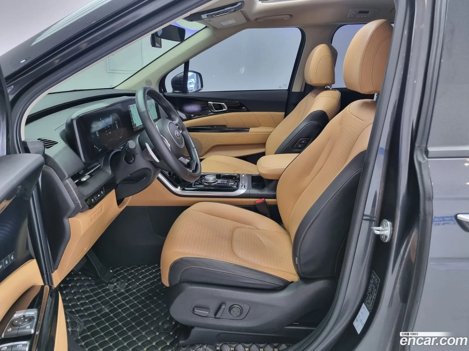 Kia Carnival 2021 — 7