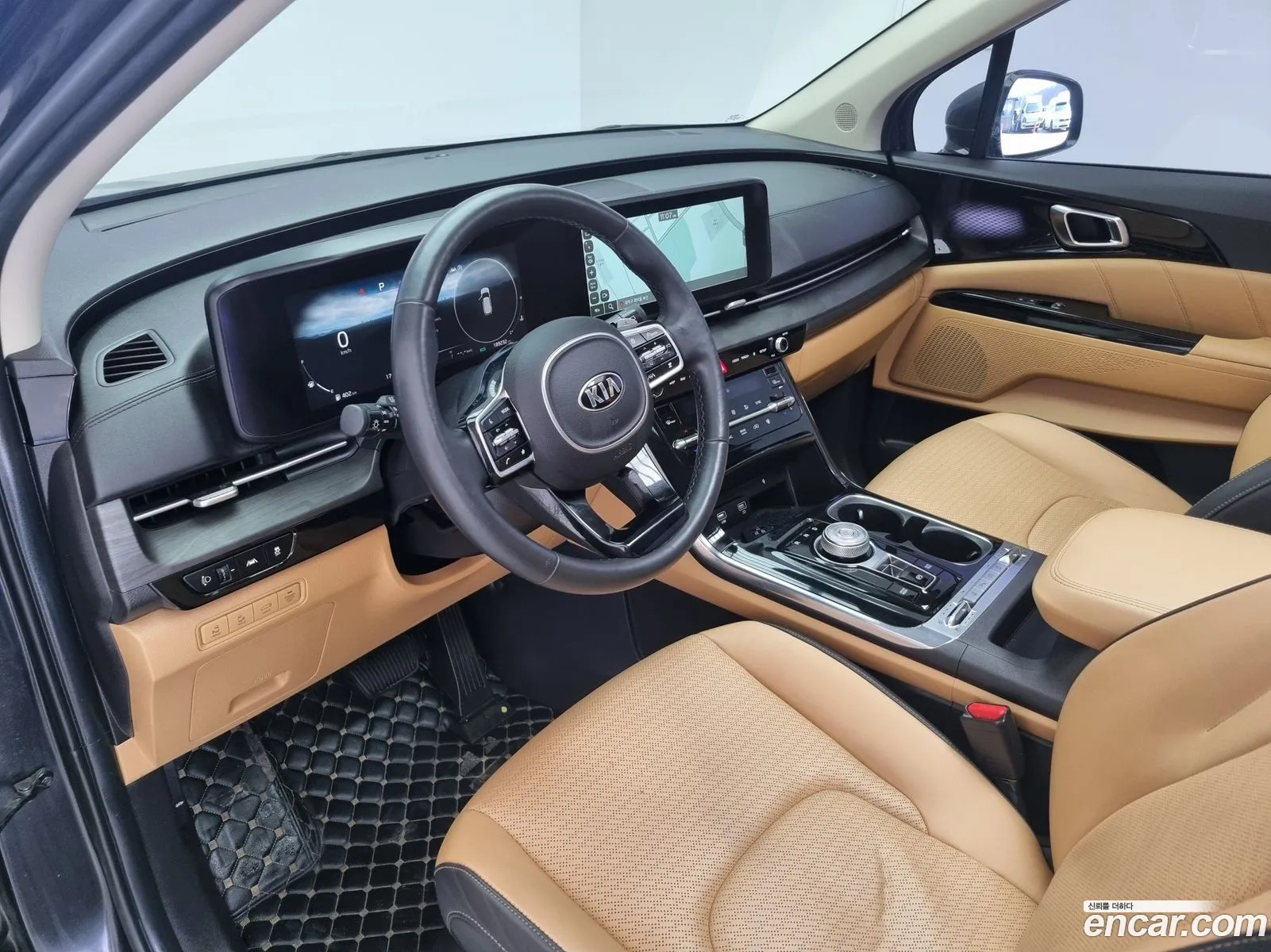 Kia Carnival 2021 — 6
