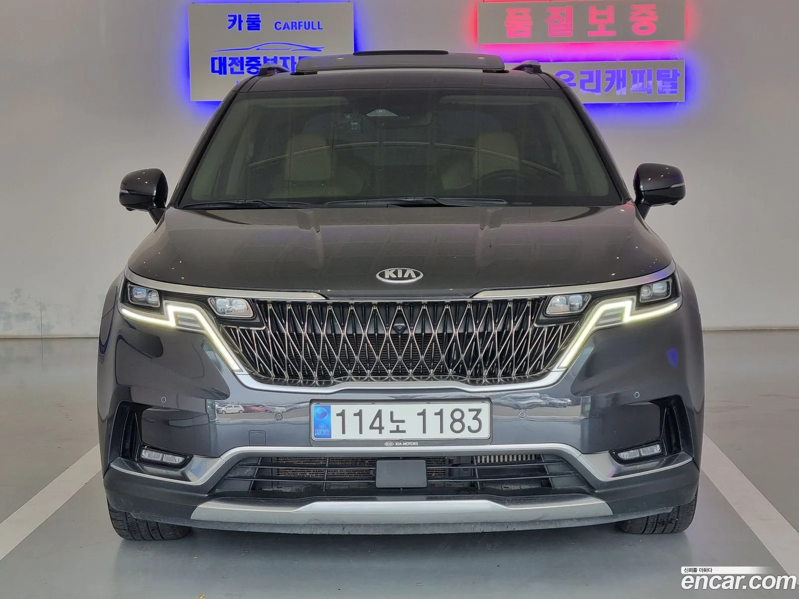 Kia Carnival 2021 — 10