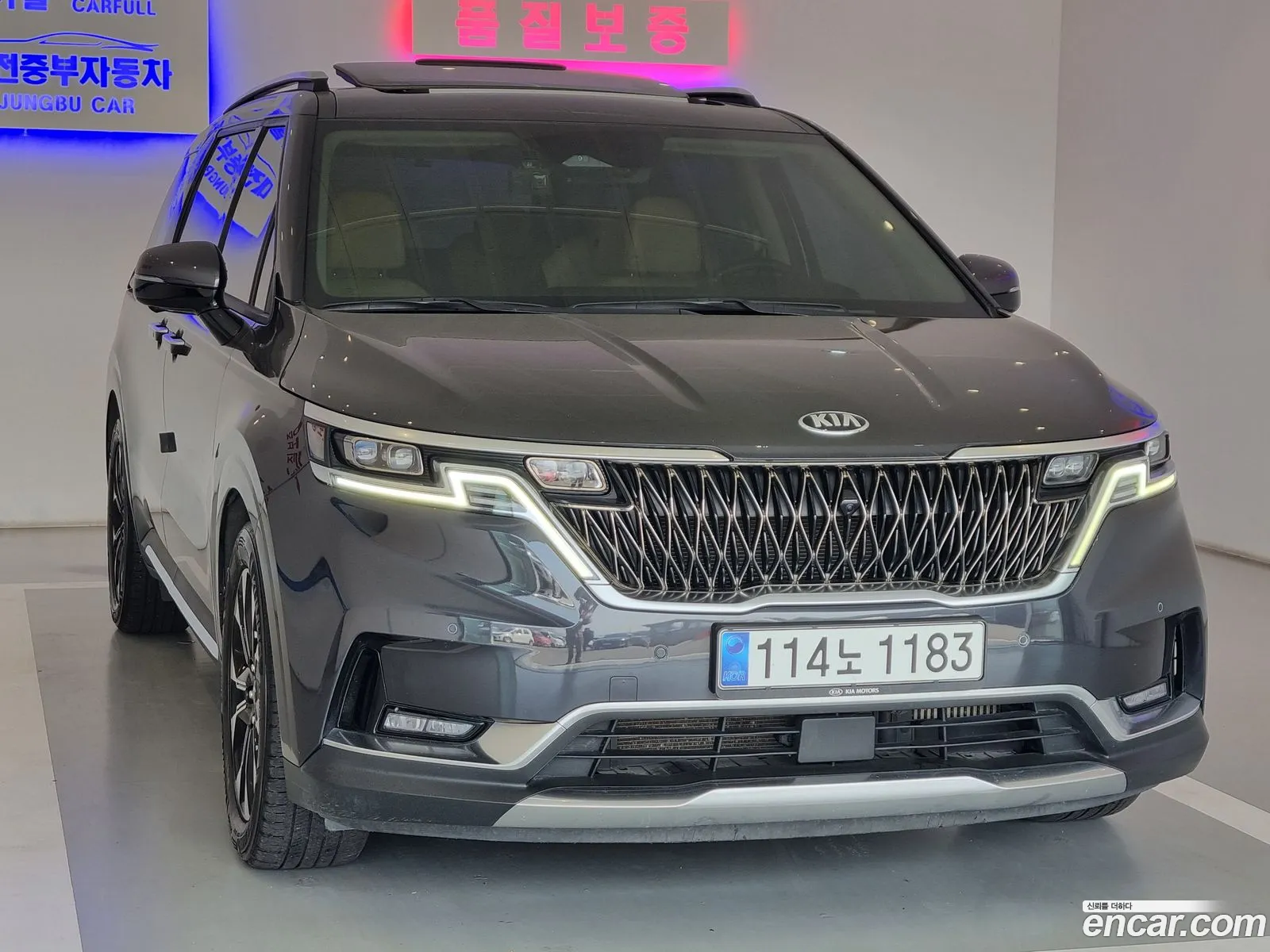 Kia Carnival 2021 — 14