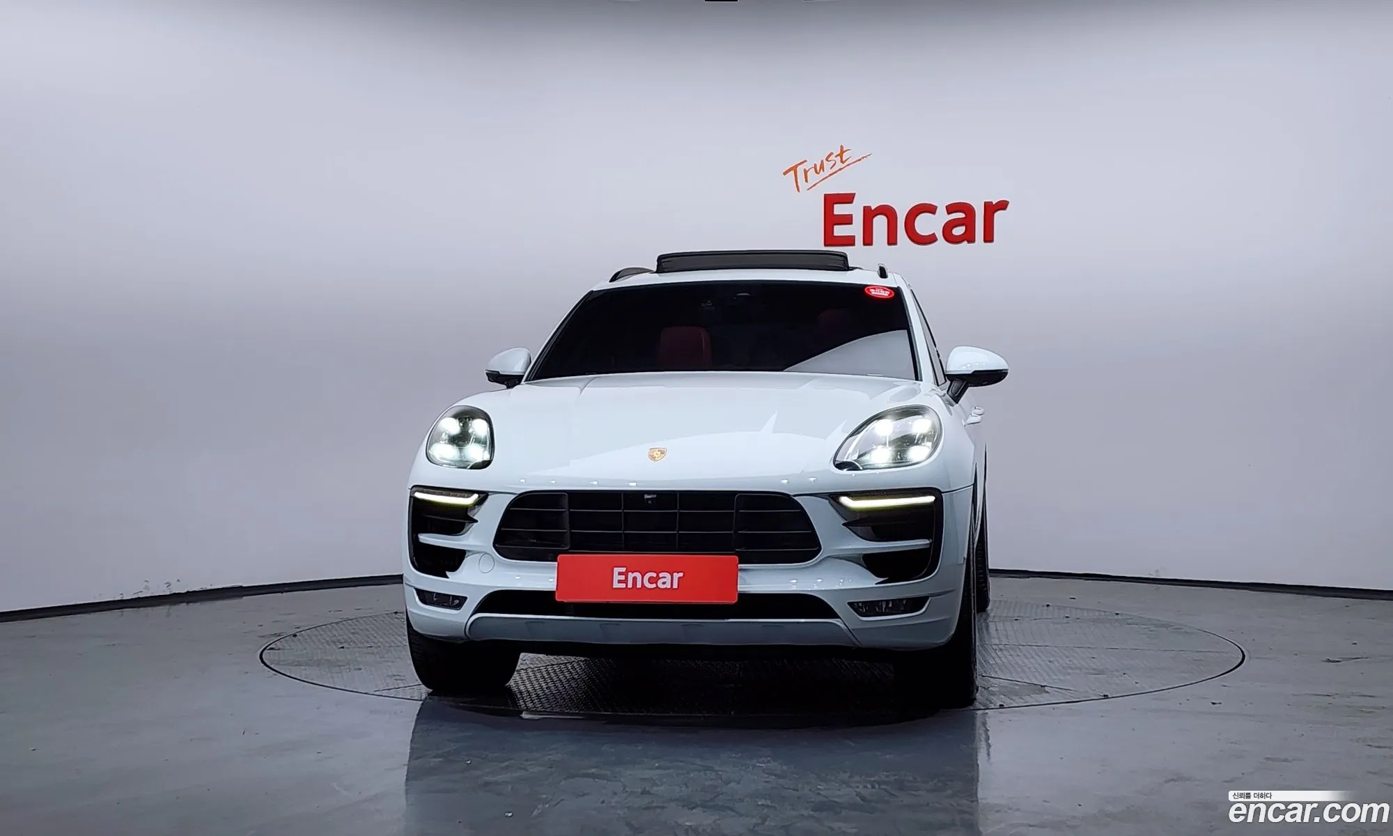 Porsche Macan 2018 WP1AG2954JLB63307 — 10
