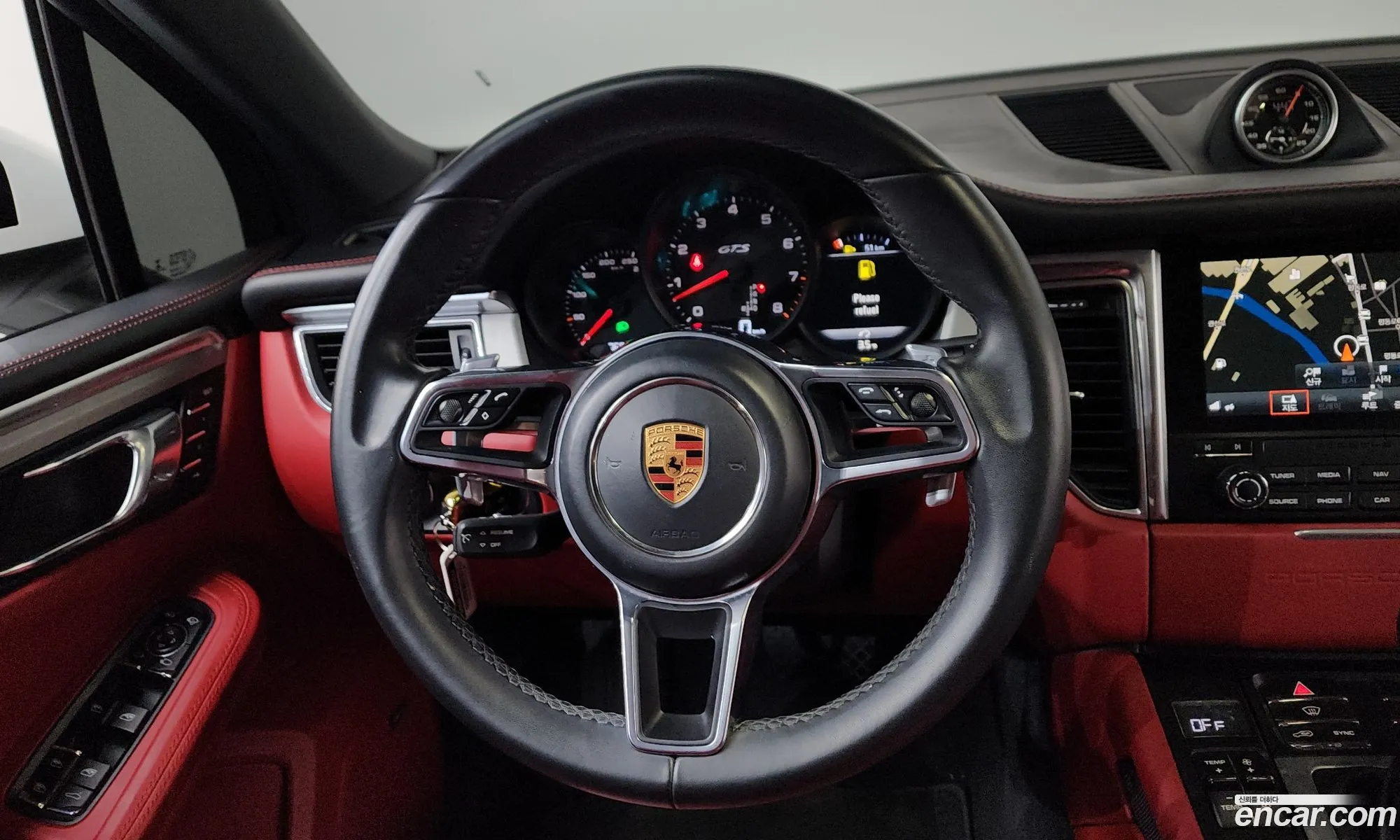 Porsche Macan 2018 WP1AG2954JLB63307 — 12