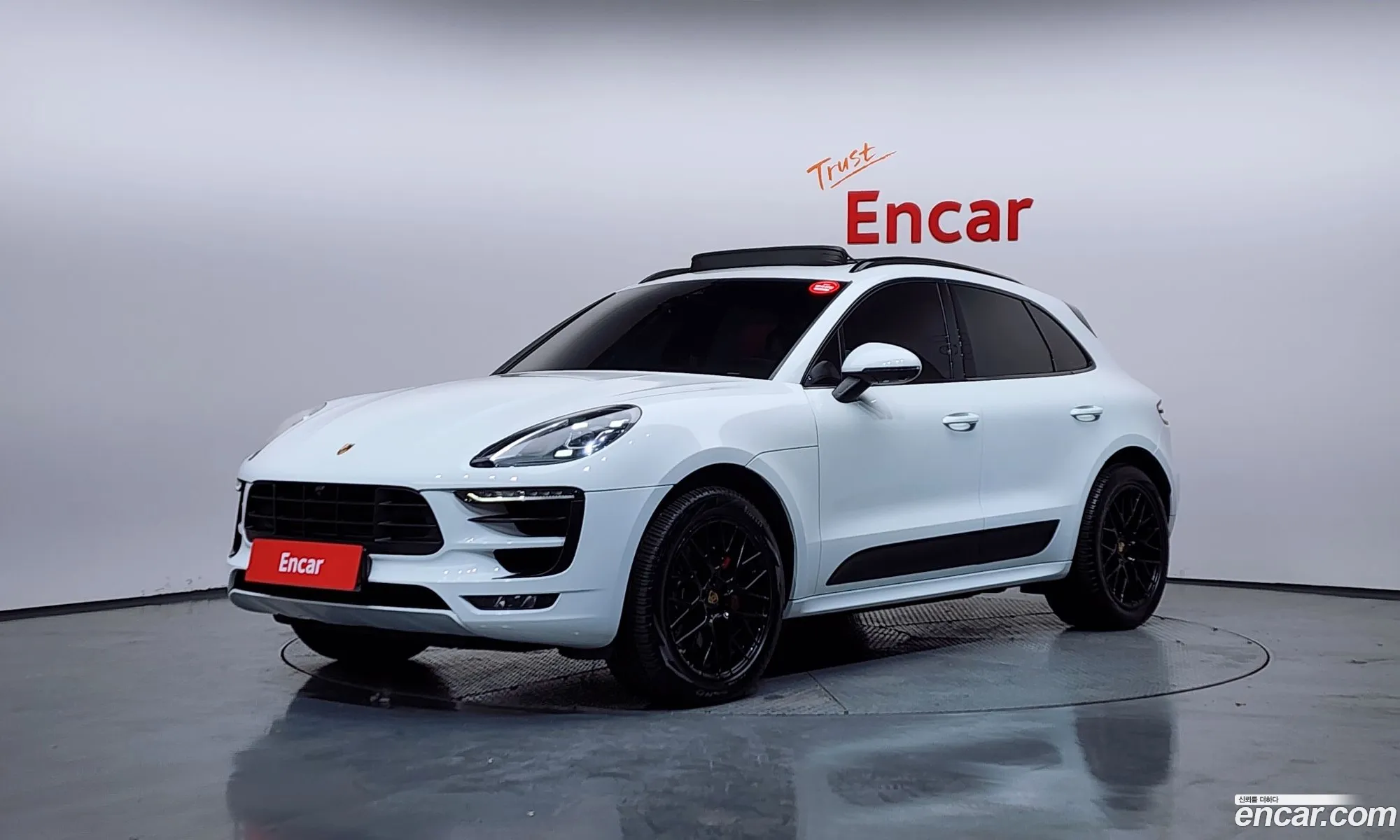 Porsche Macan 2018 WP1AG2954JLB63307 — 14
