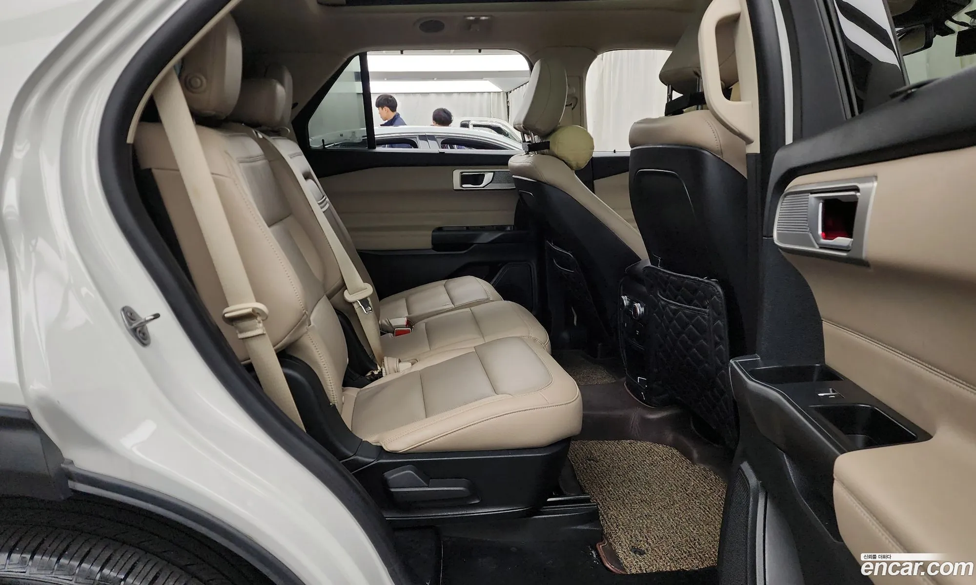 Ford Explorer 6th Gen 2020 1FMSK8FH2LGB79082 — 12