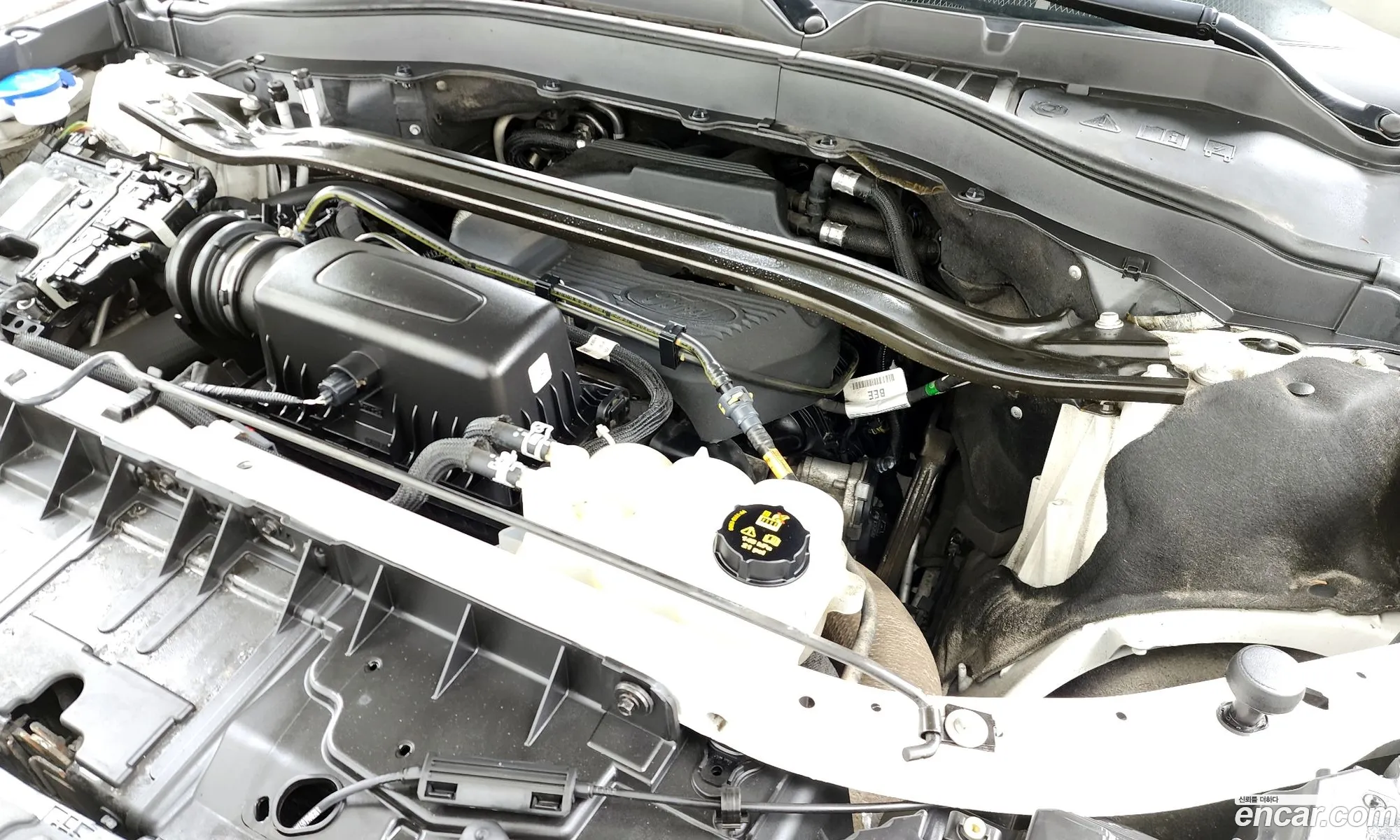 Ford Explorer 6th Gen 2020 1FMSK8FH2LGB79082 — 11