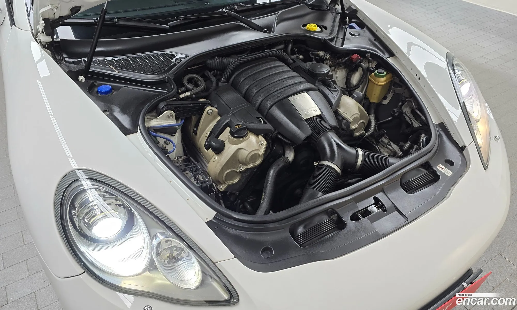 Porsche Panamera 2011 WP0AA2972BL017008 — 16