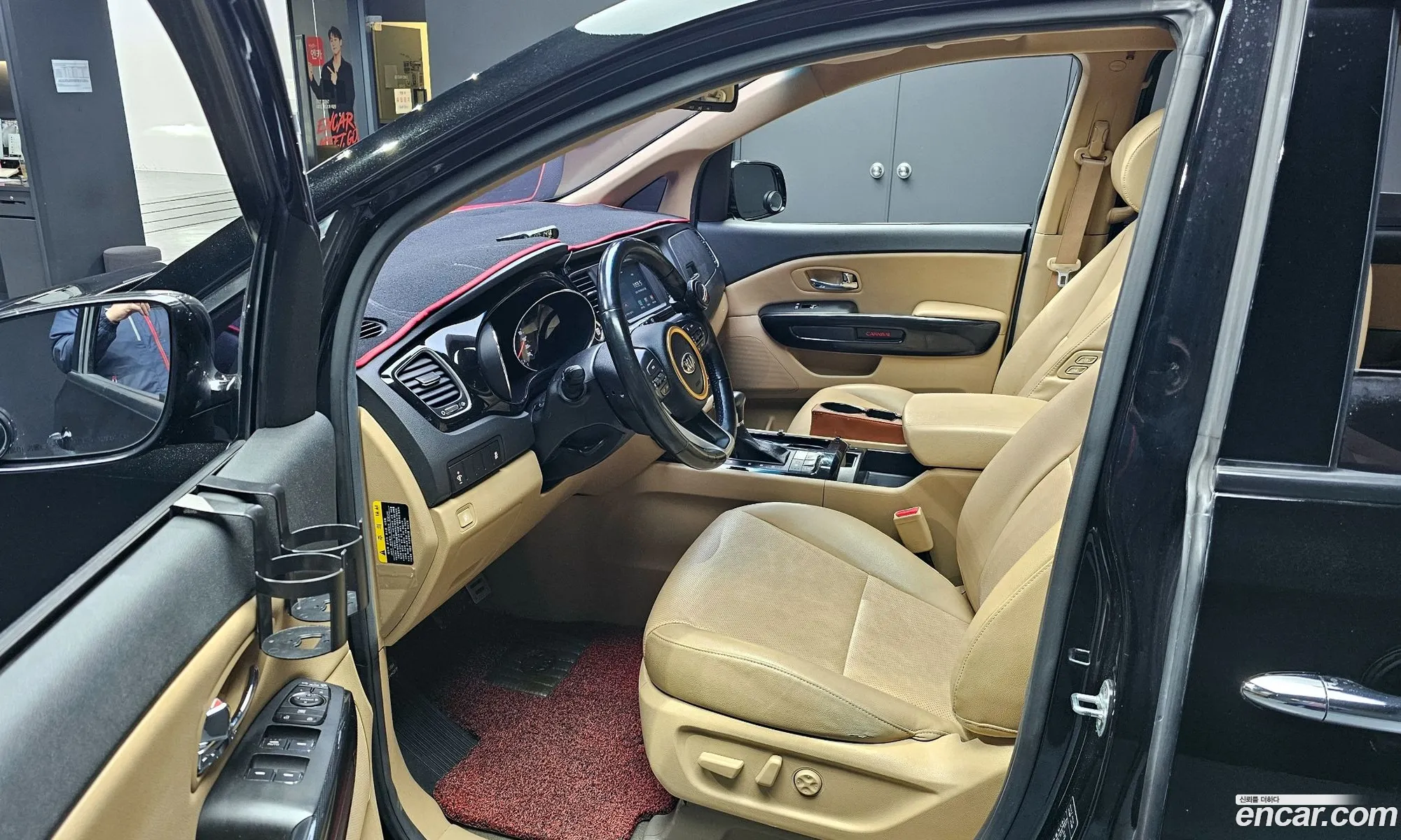 Kia Carnival 2016 KNAMC81ABHS273321 — 19