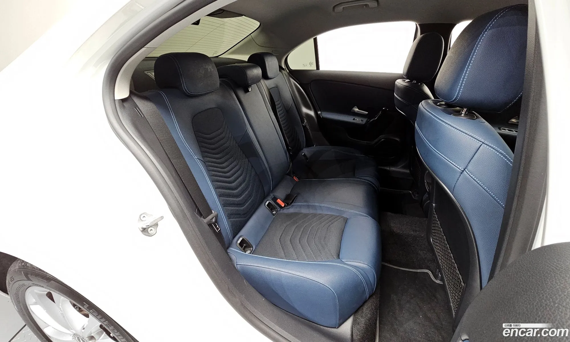 Mercedes-Benz A-Class W177 2020 — 17