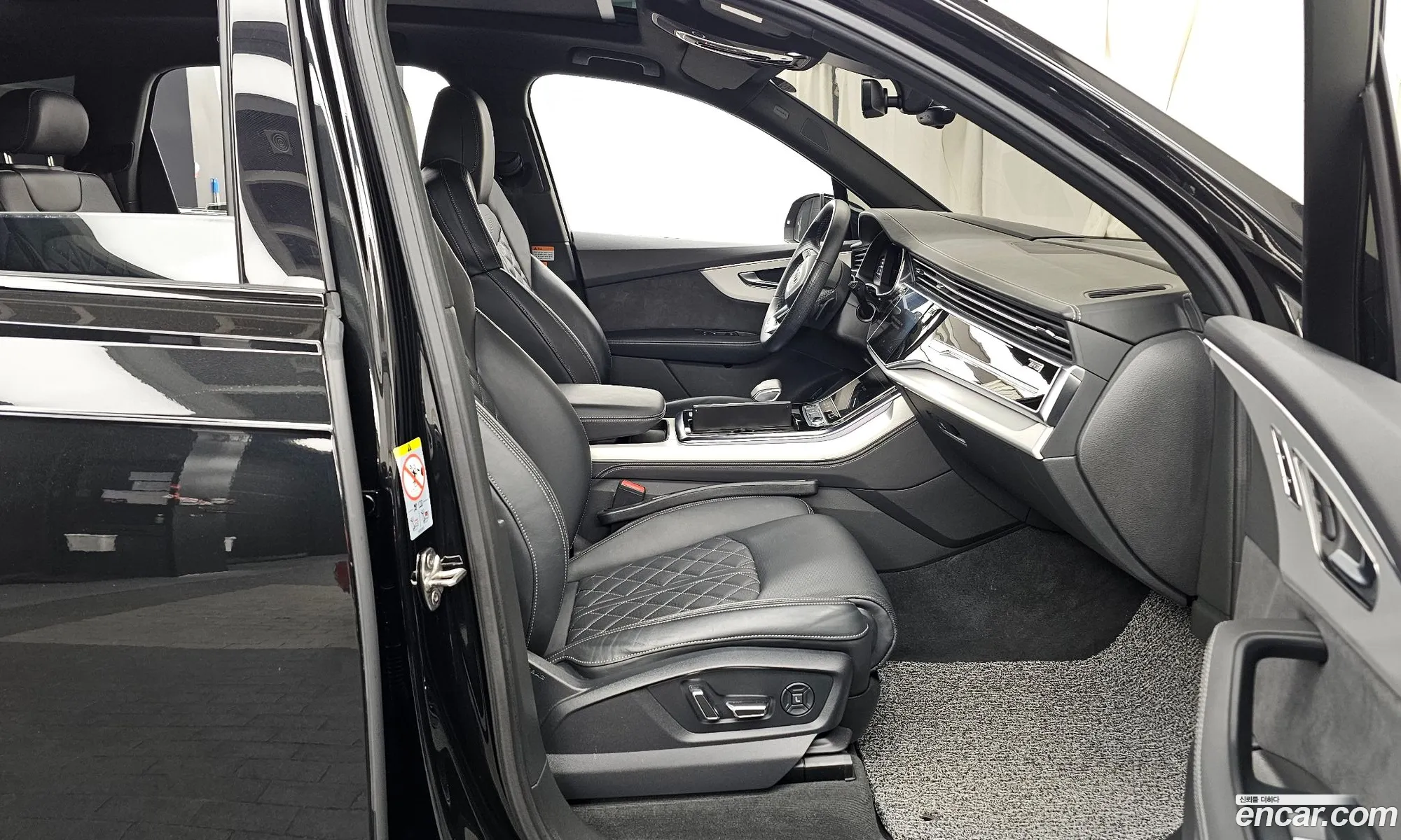 Audi Q7 2023 WAUZZZ4M7PD005047 — 12