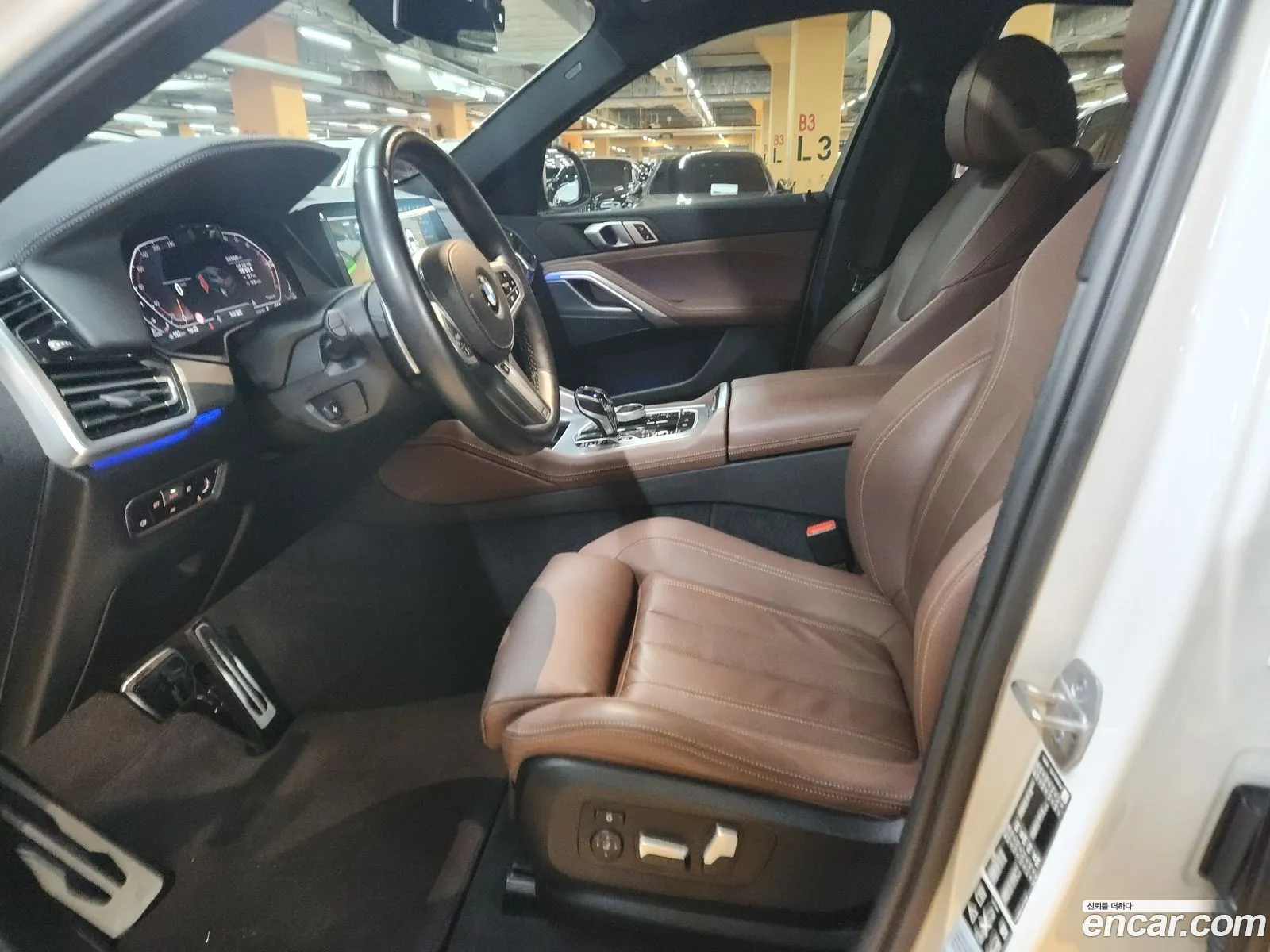 BMW X6 2022 — 11