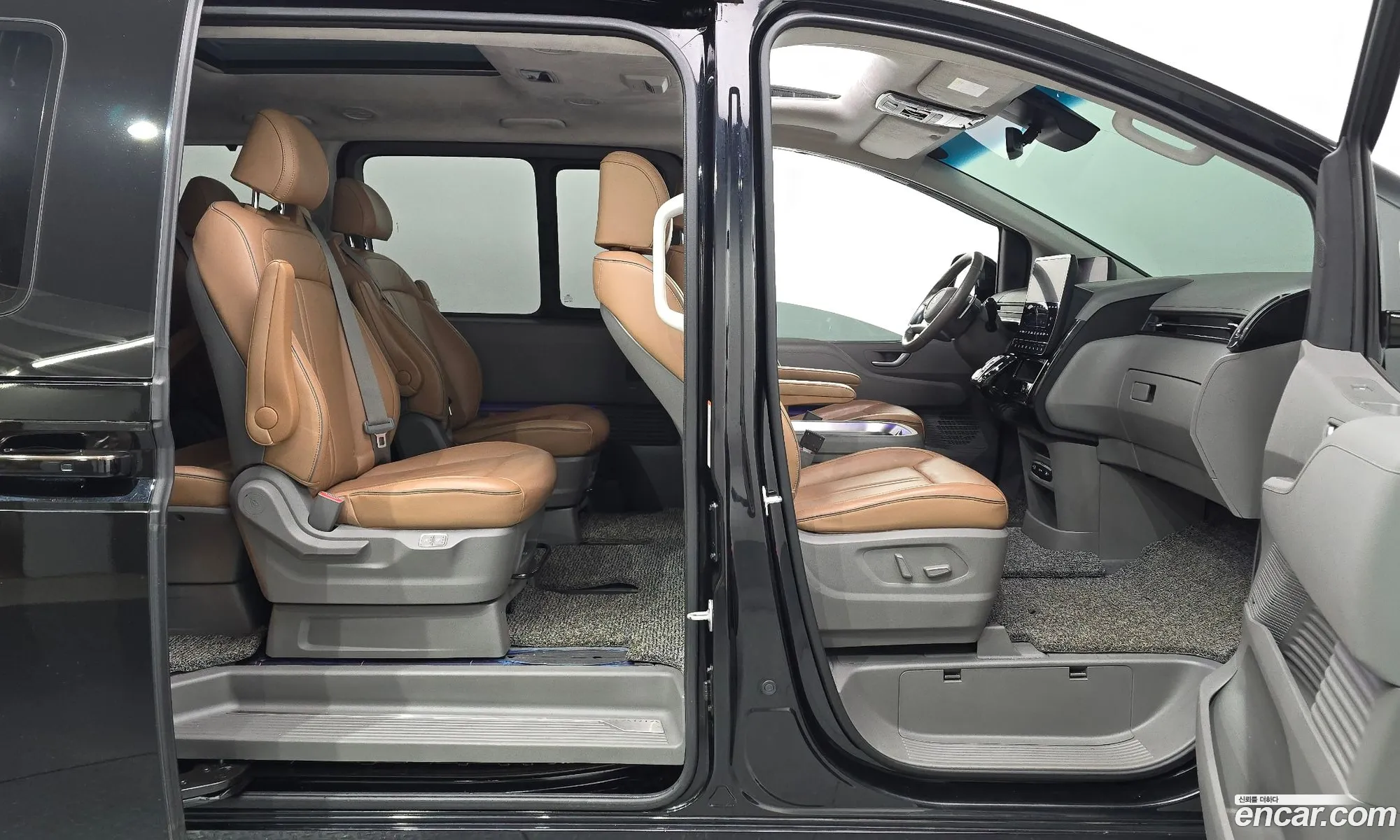 Hyundai Staria 2021 — 9