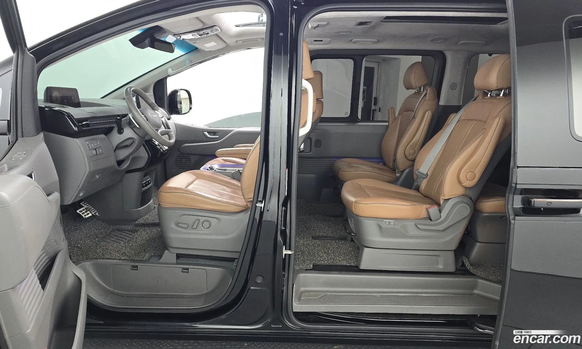 Hyundai Staria 2021 — 11