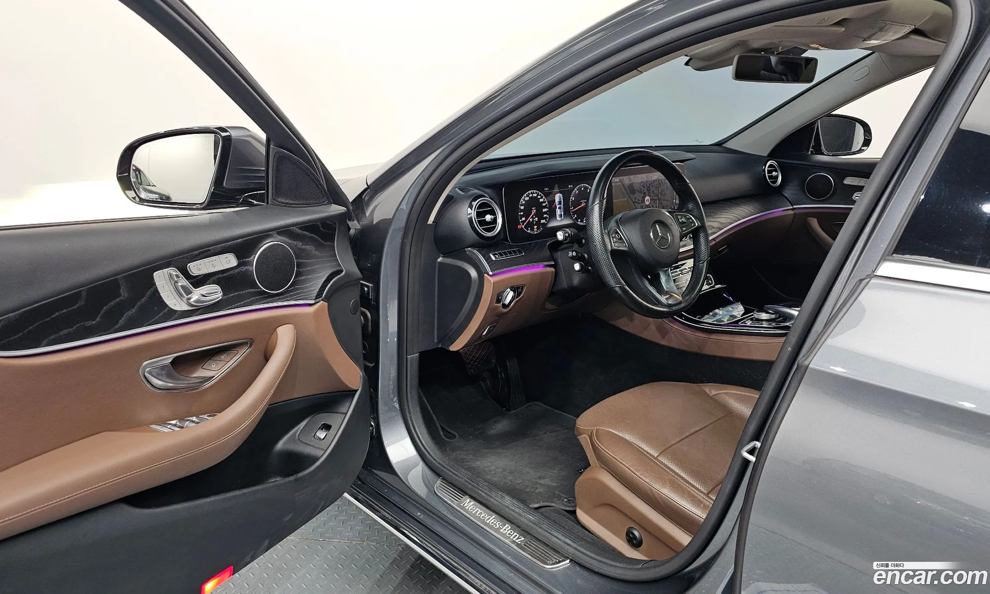 Mercedes-Benz E-Class W213 2017 — 10