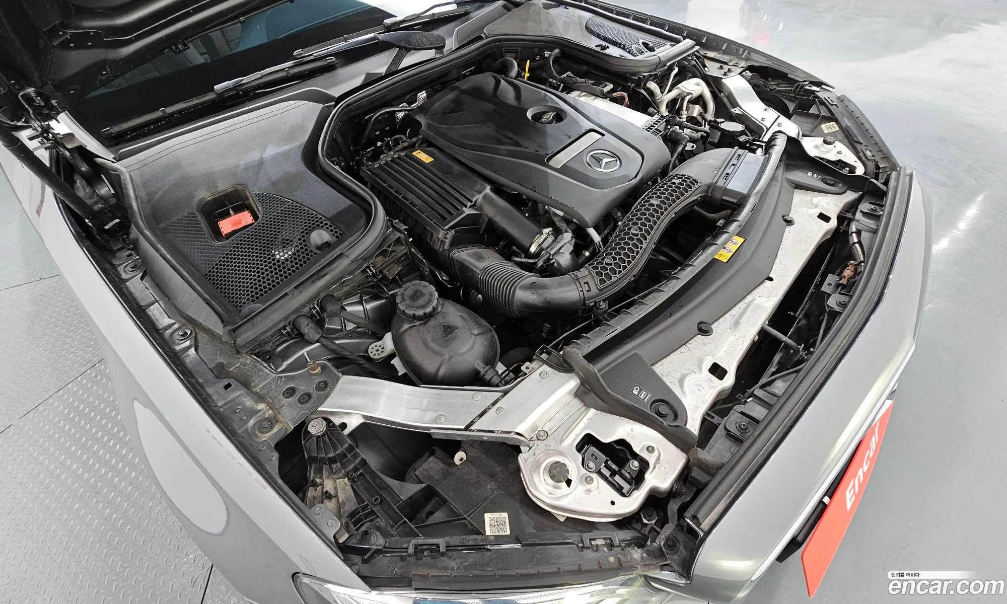 Mercedes-Benz E-Class W213 2017 — 12
