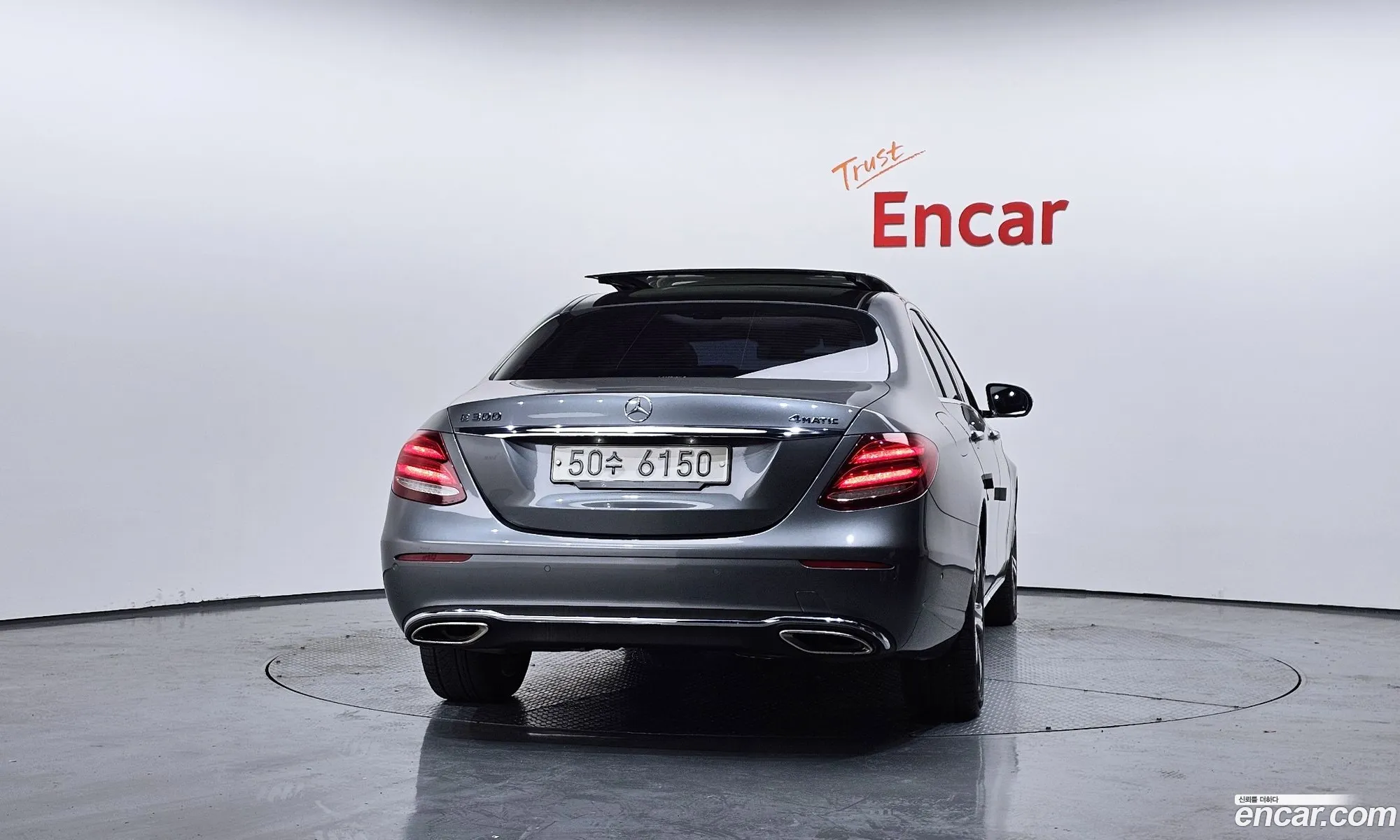Mercedes-Benz E-Class W213 2017 — 15
