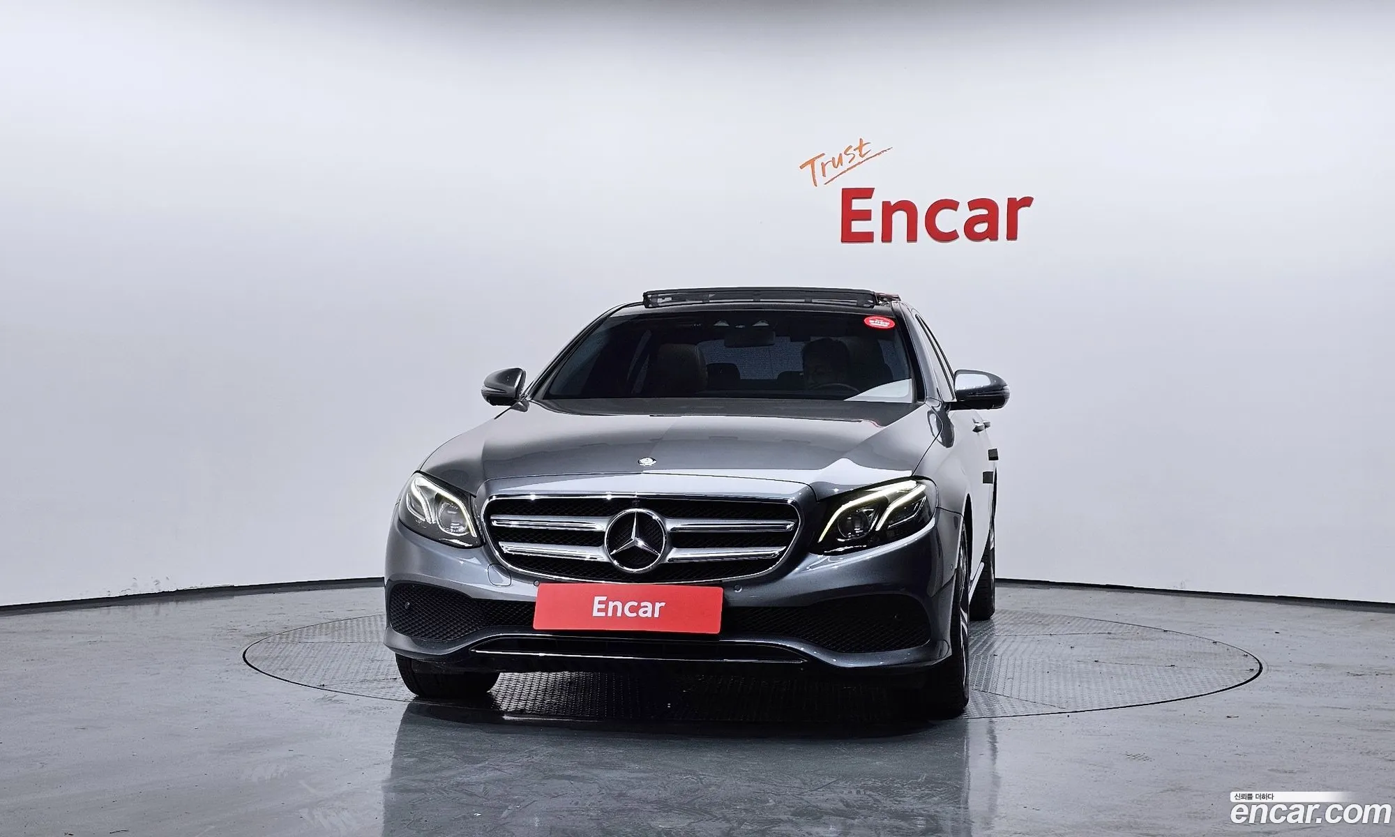 Mercedes-Benz E-Class W213 2017 — 4