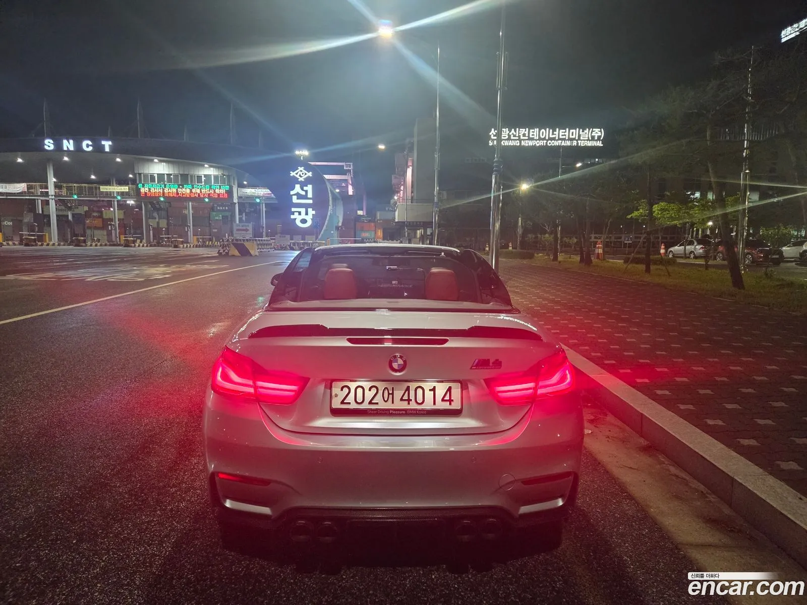 BMW M4 2018 — 11