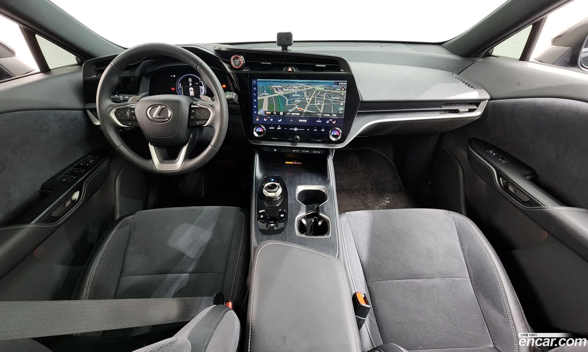 Lexus RZ450e 2023 JTJAABAB166166161 — 15