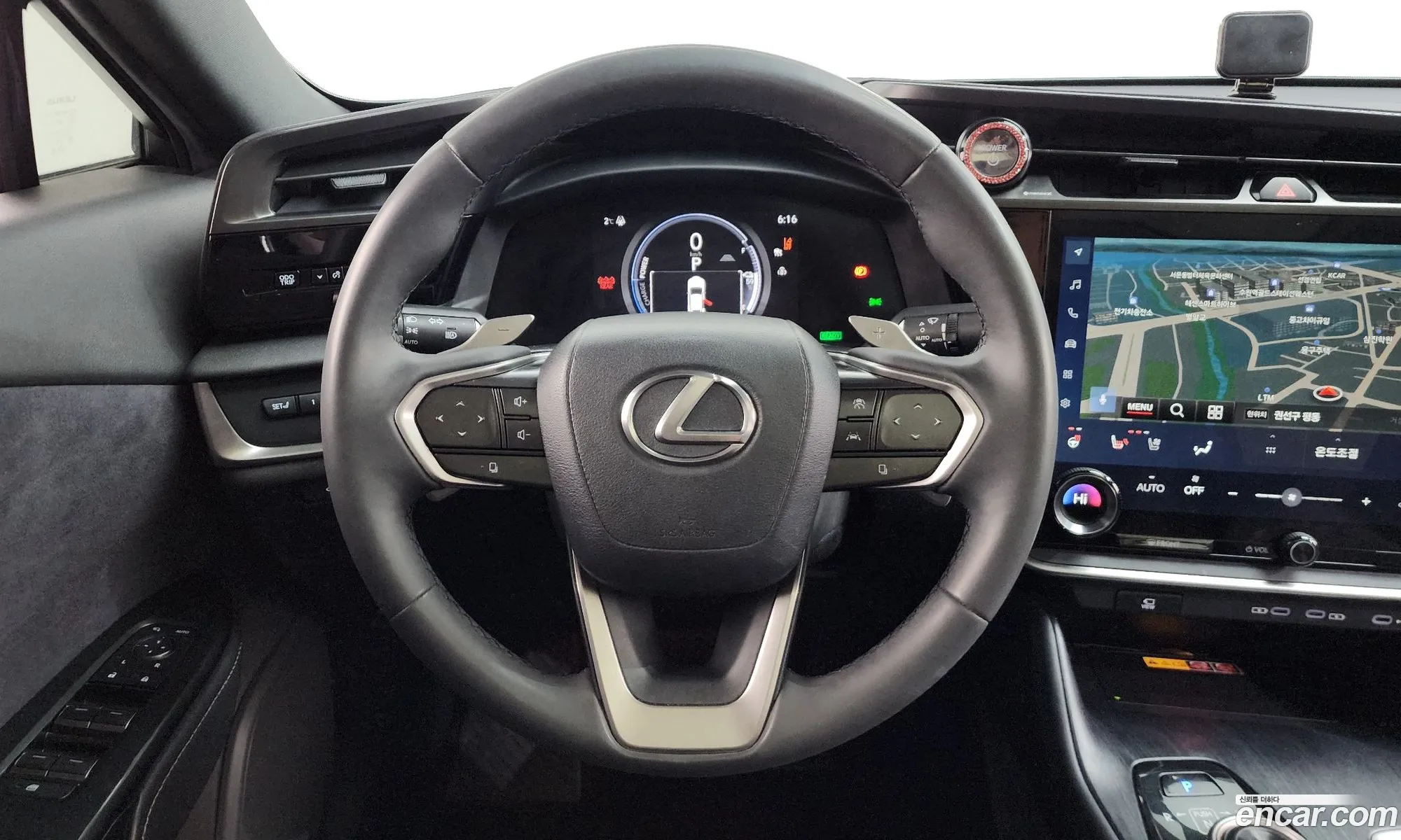 Lexus RZ450e 2023 JTJAABAB166166161 — 17