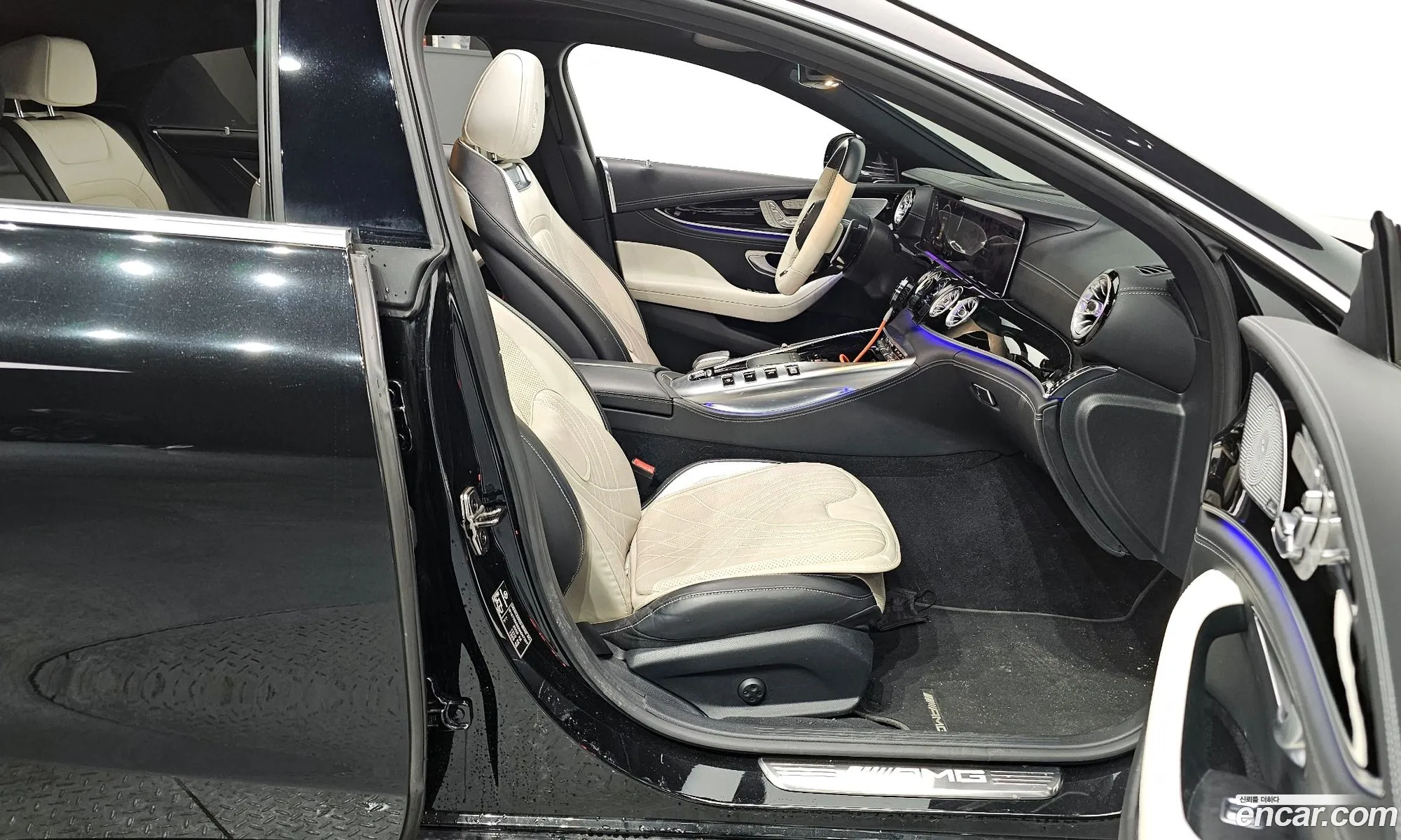 Mercedes-Benz AMG GT 2022 11111111111111111 — 4