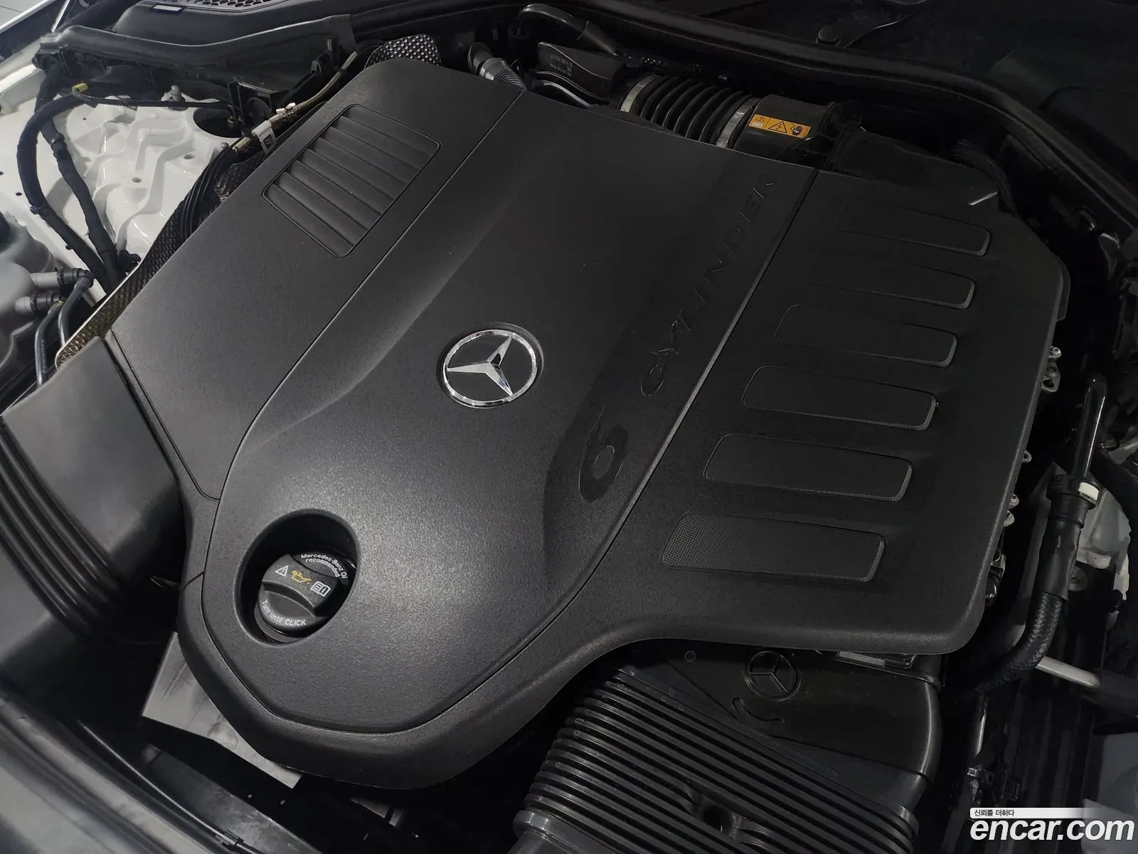 Mercedes-Benz E-Class W214 2025 — 18