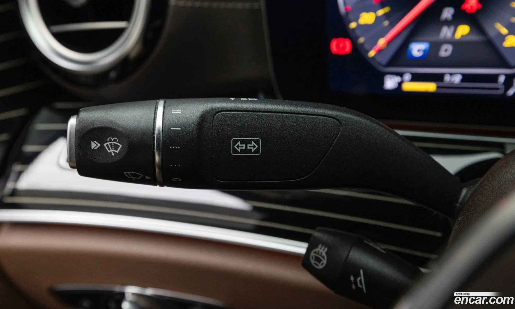 Mercedes-Benz E-Class W213 2019 — 17