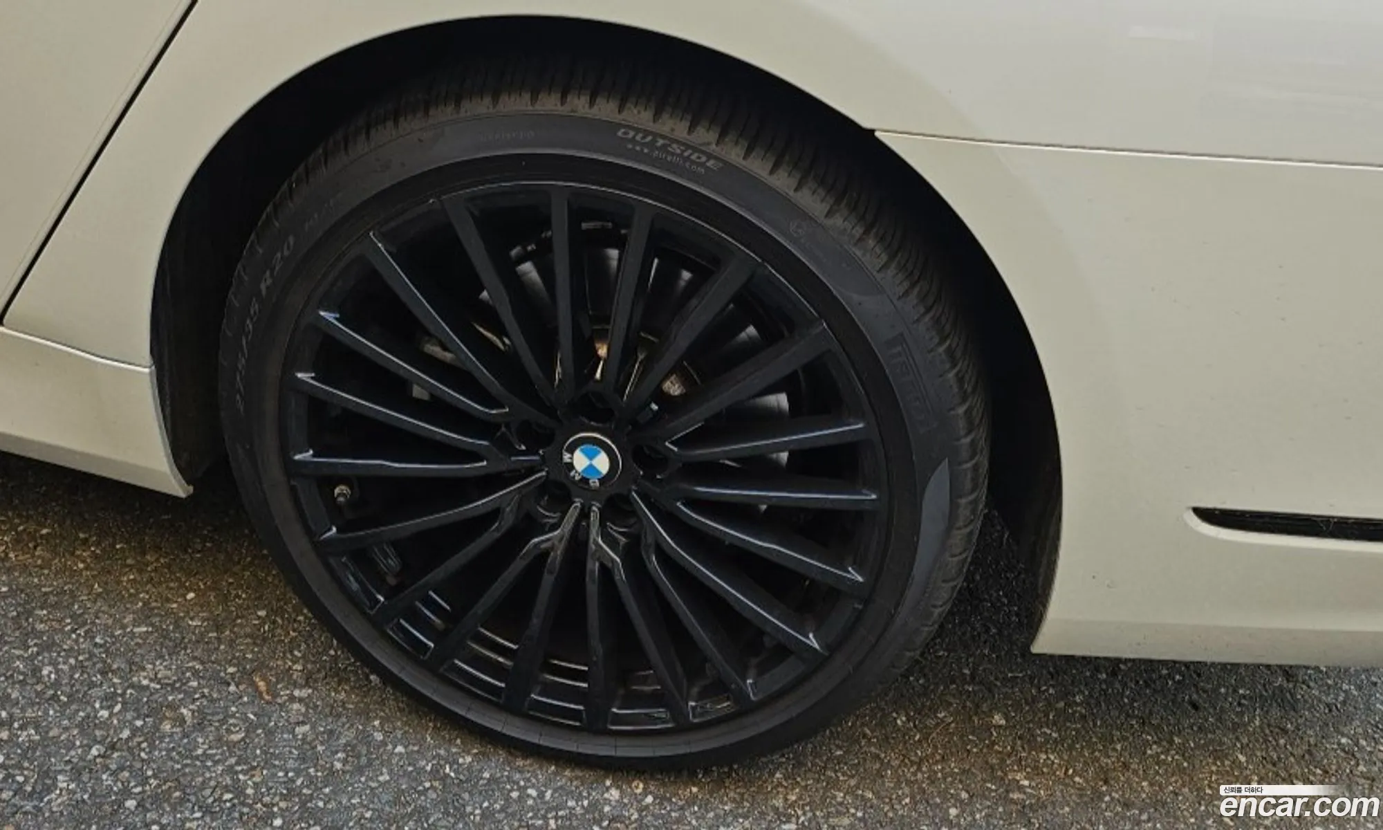 BMW 7 Series 2022 — 9