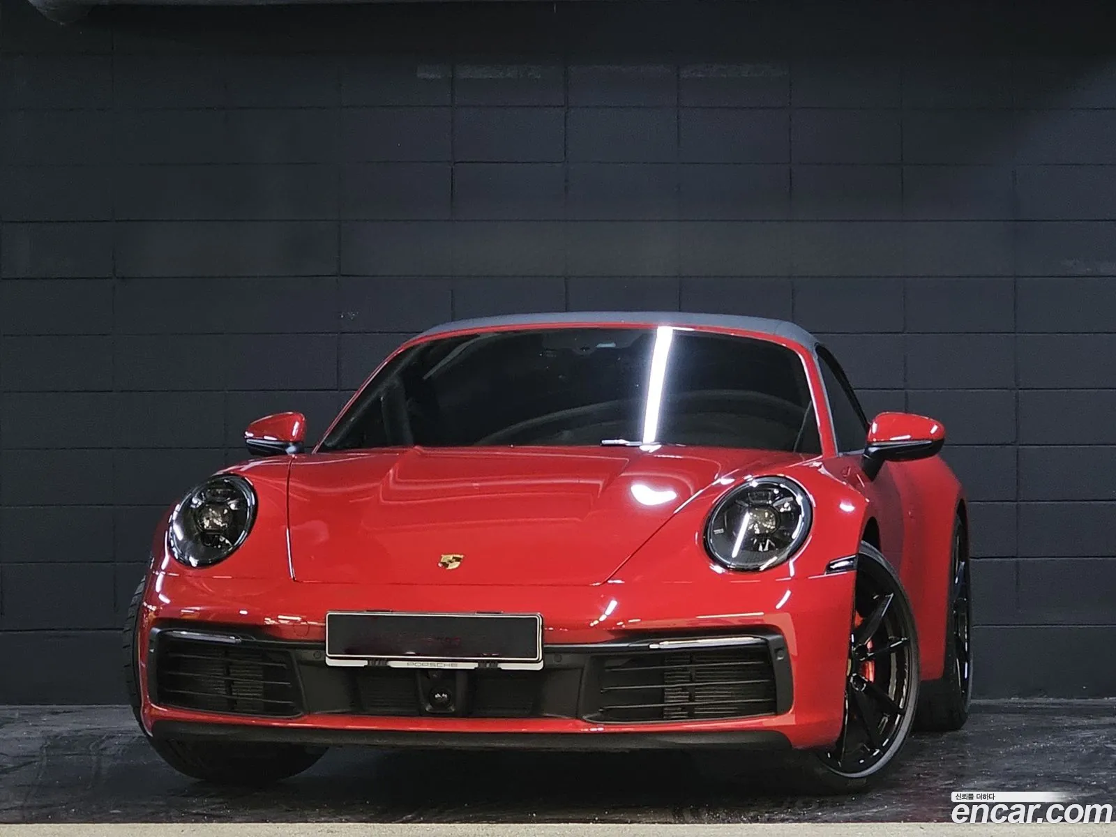 Porsche 911 2021 — 18