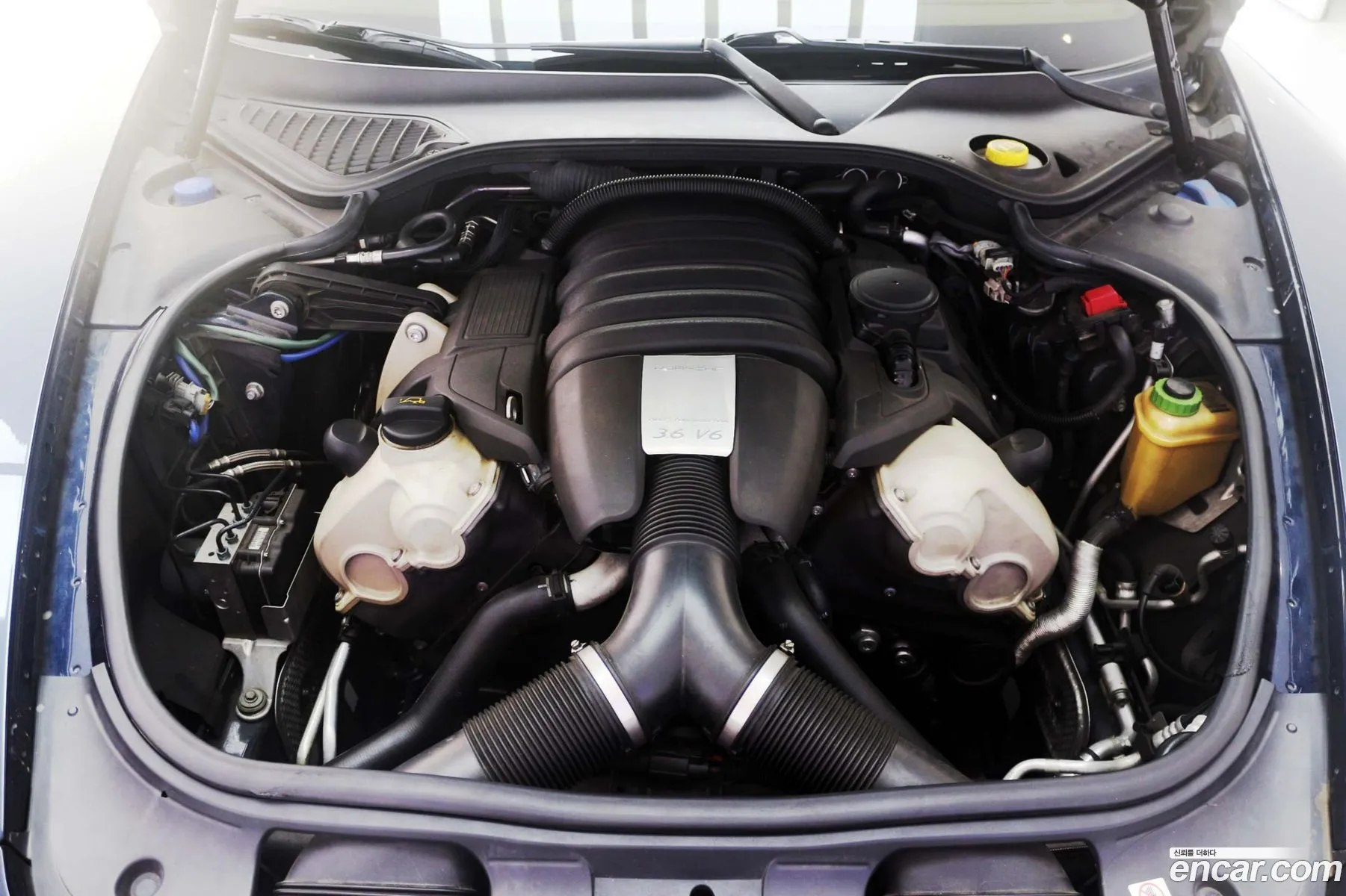 Porsche Panamera 2012 — 17