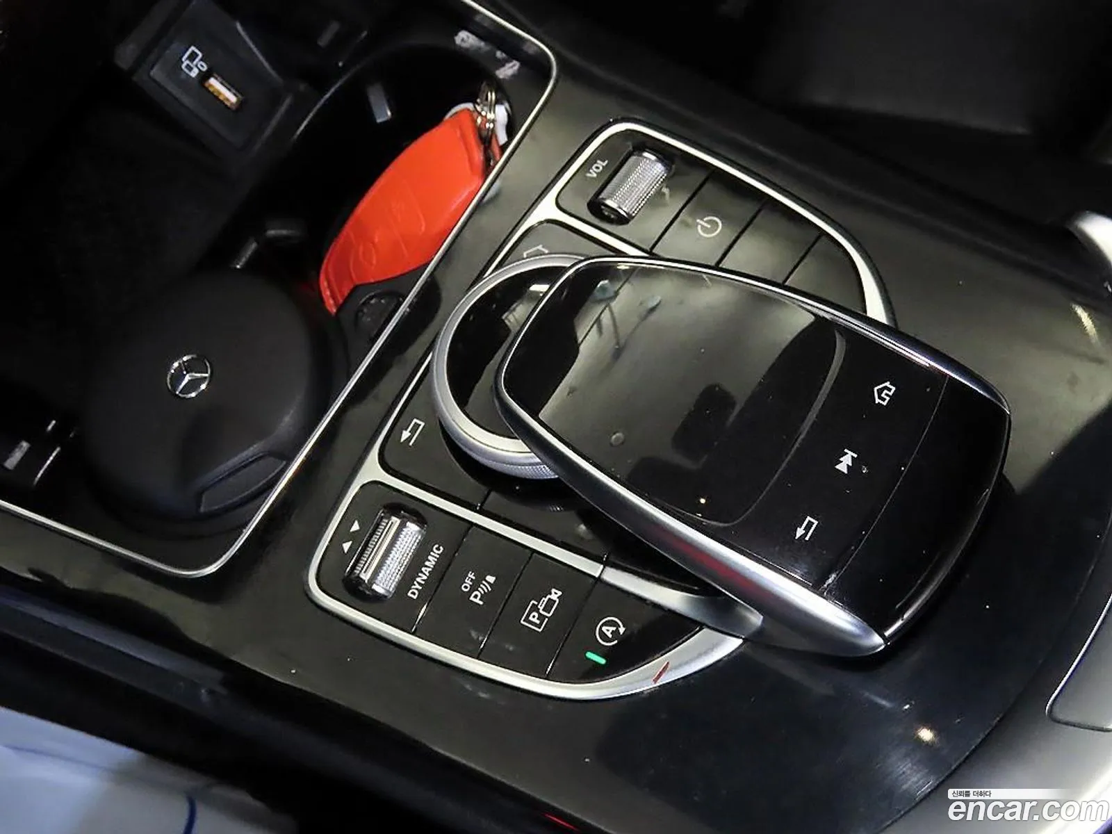 Mercedes-Benz C-Class W205 2019 — 2