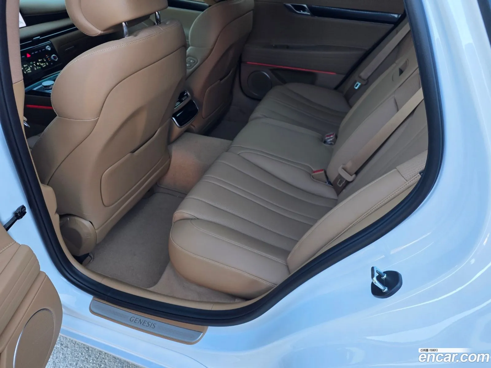 Genesis G80 2025 — 13