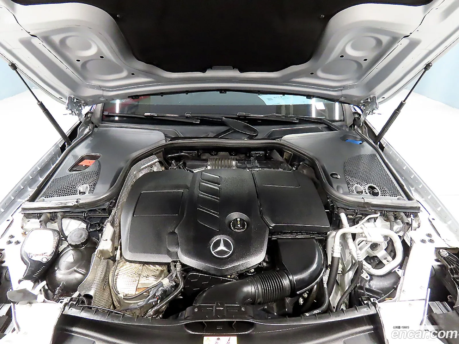 Mercedes-Benz E-Class W213 2017 — 8