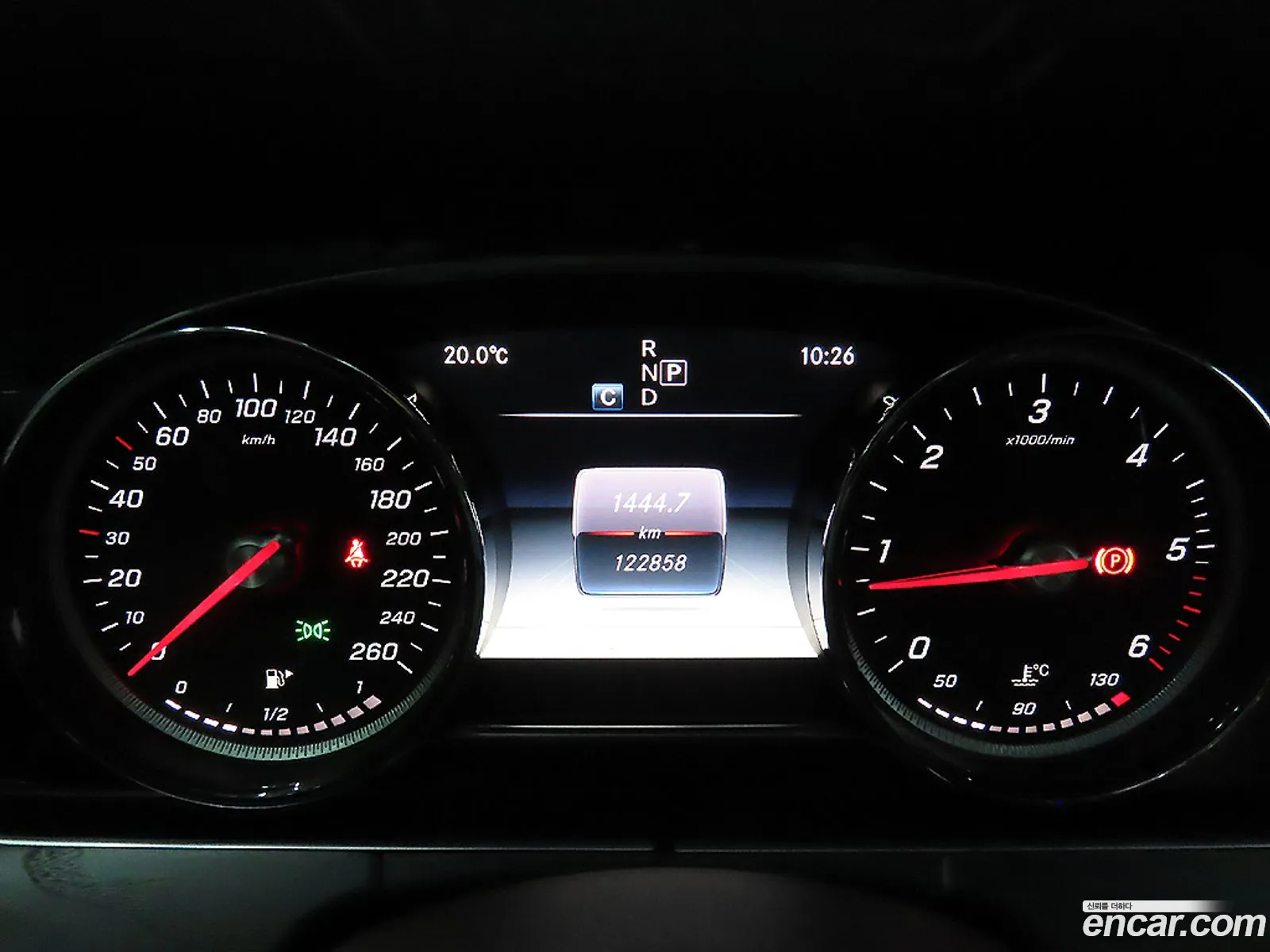 Mercedes-Benz E-Class W213 2017 — 20