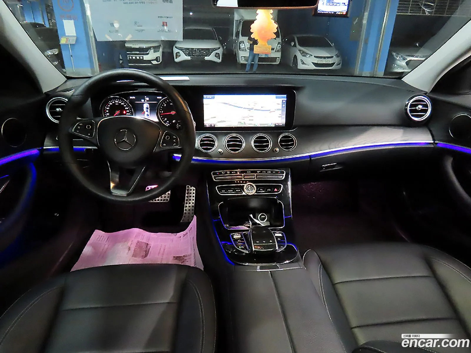 Mercedes-Benz E-Class W213 2017 — 13