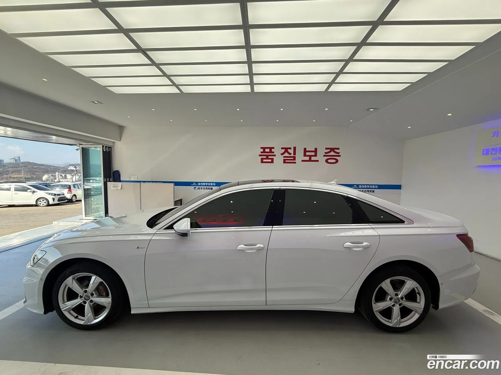 Audi A6 2020 — 14