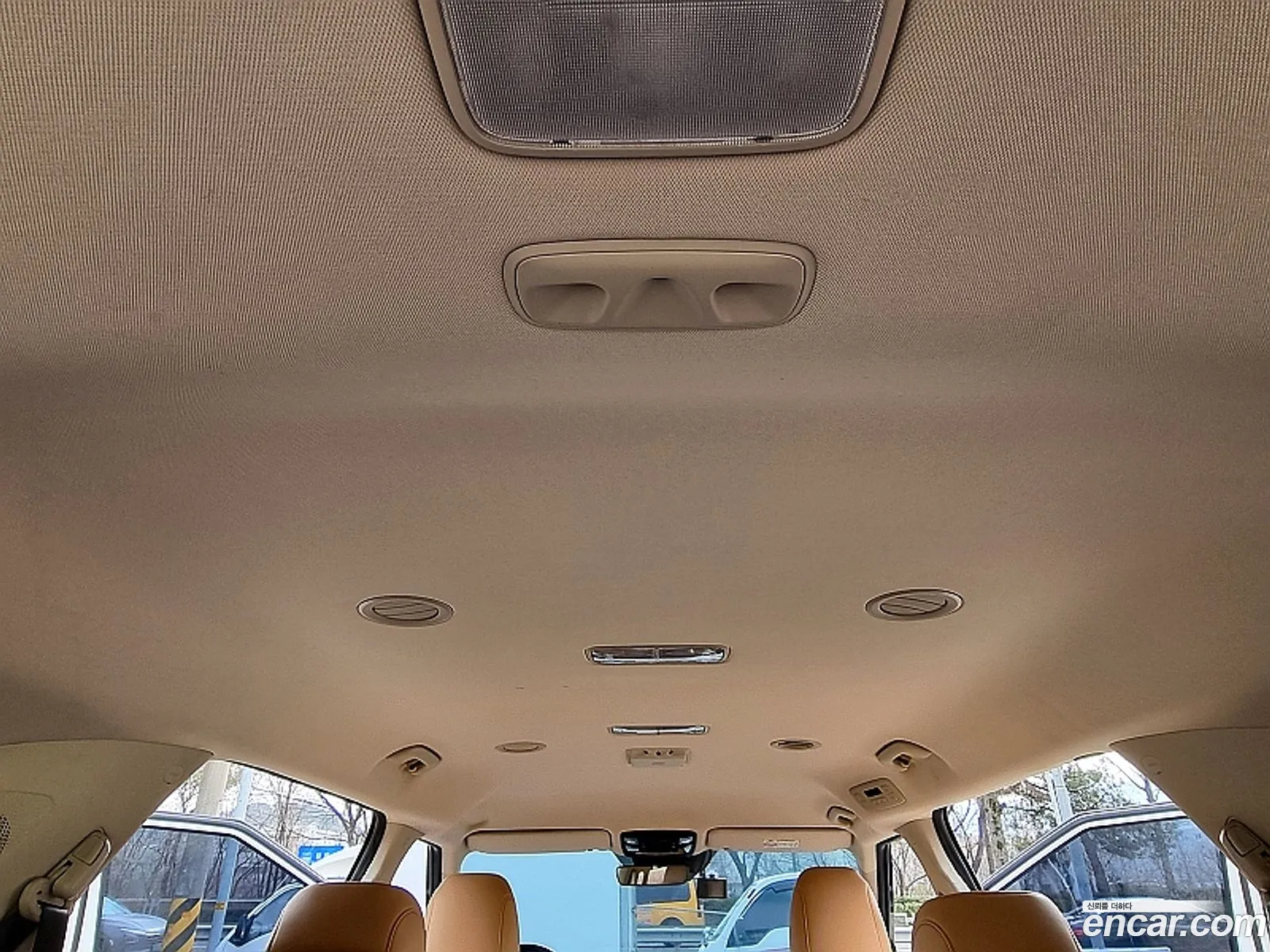 Kia Carnival 2021 — 20