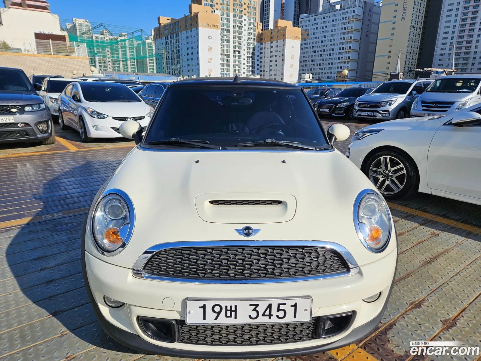 Mini Cooper S Convertible 2011 — 12