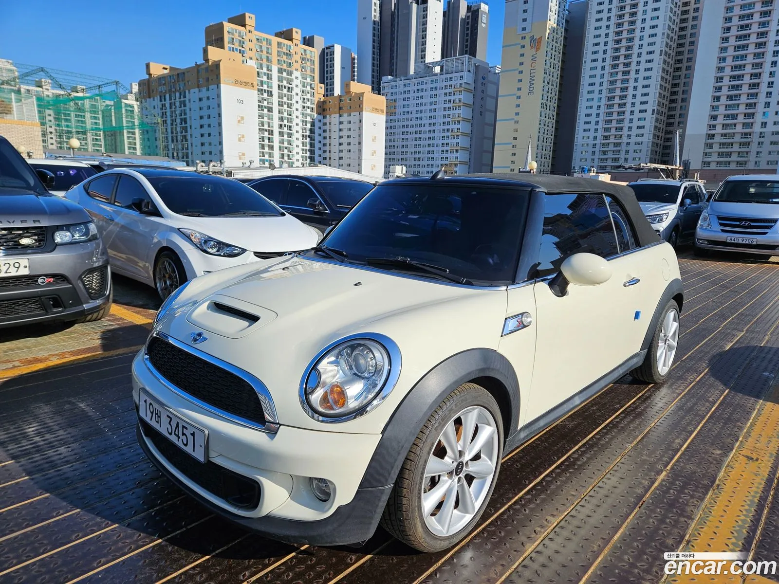 Mini Cooper S Convertible 2011 — 19