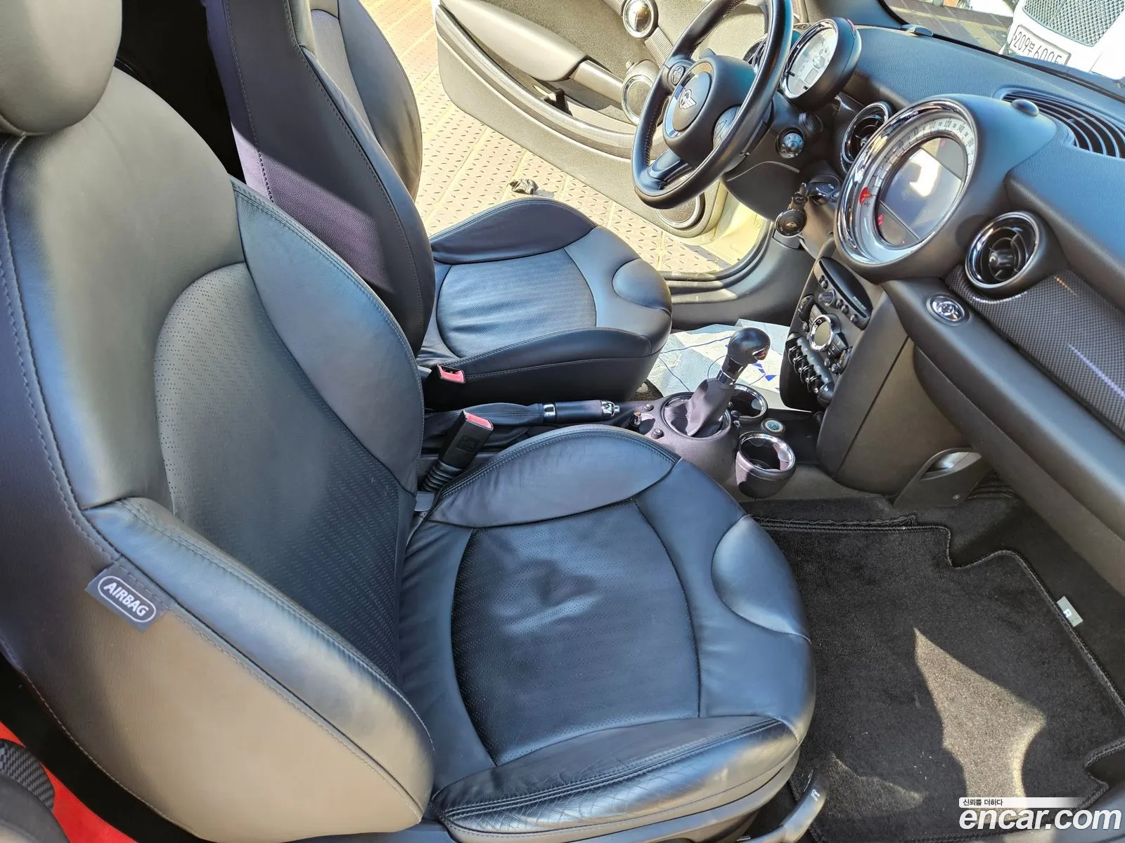 Mini Cooper S Convertible 2011 — 20