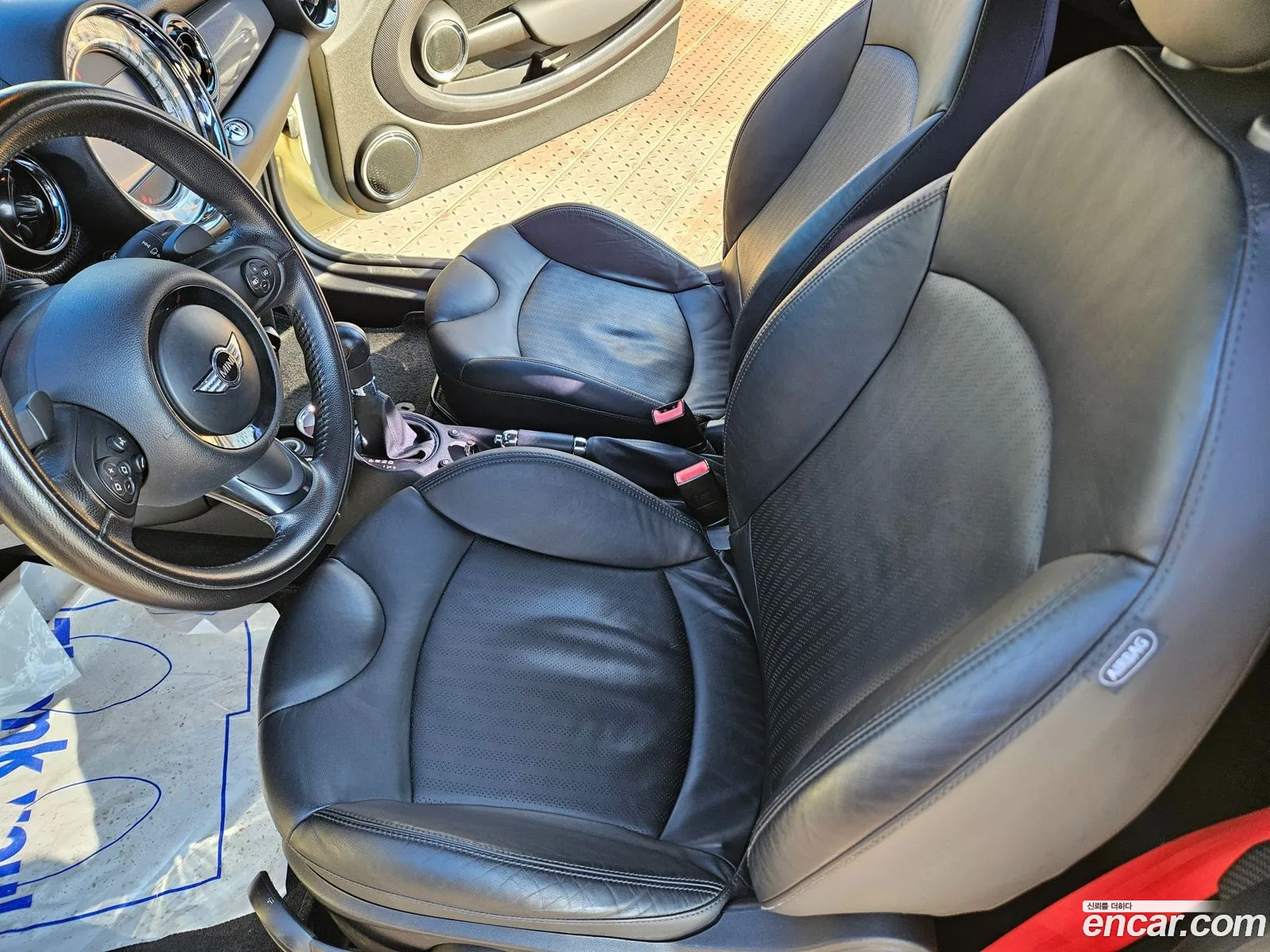 Mini Cooper S Convertible 2011 — 5