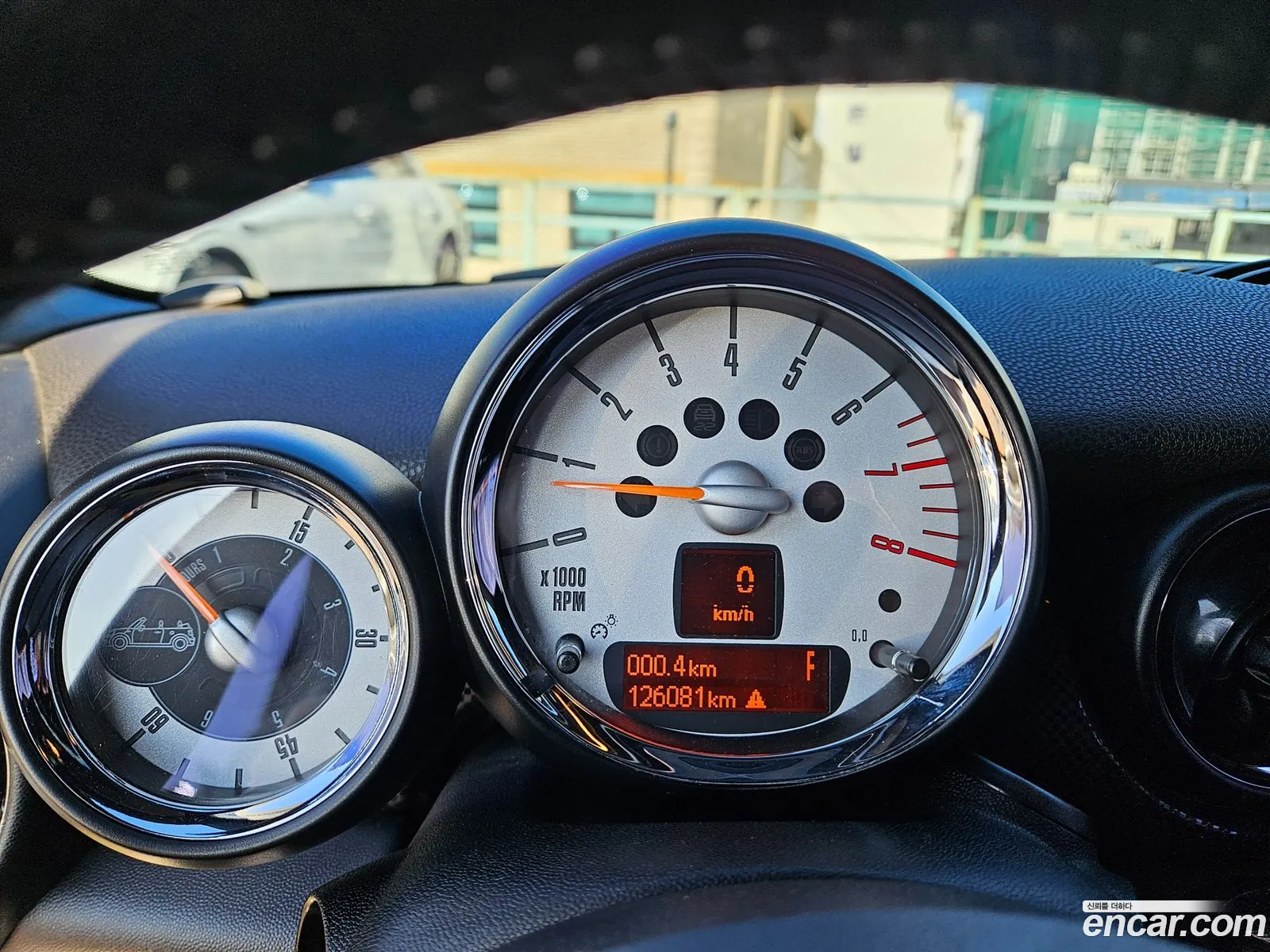 Mini Cooper S Convertible 2011 — 6
