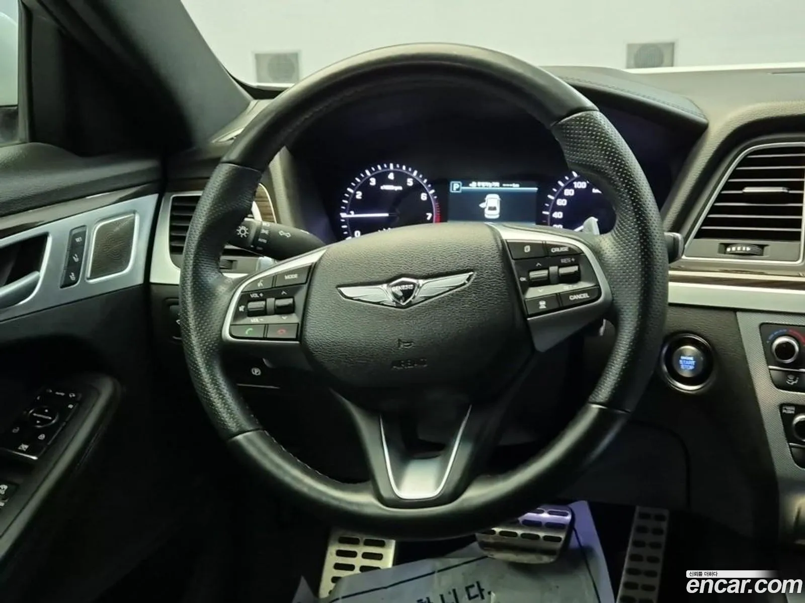 Genesis G80 2018 — 16
