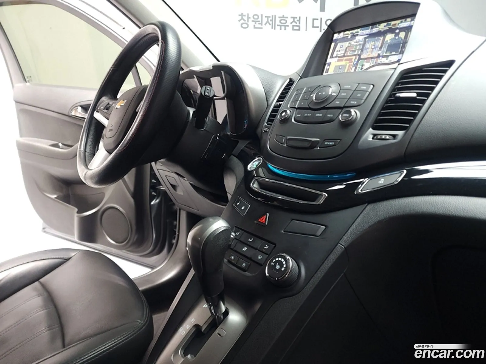 Chevrolet (GM Daewoo) Orlando 2017 — 12