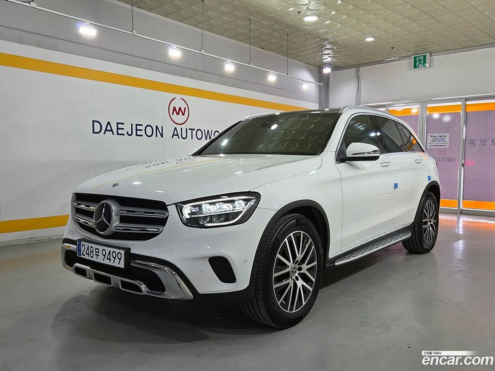 Mercedes-Benz GLC-Class X253 2021 — 19