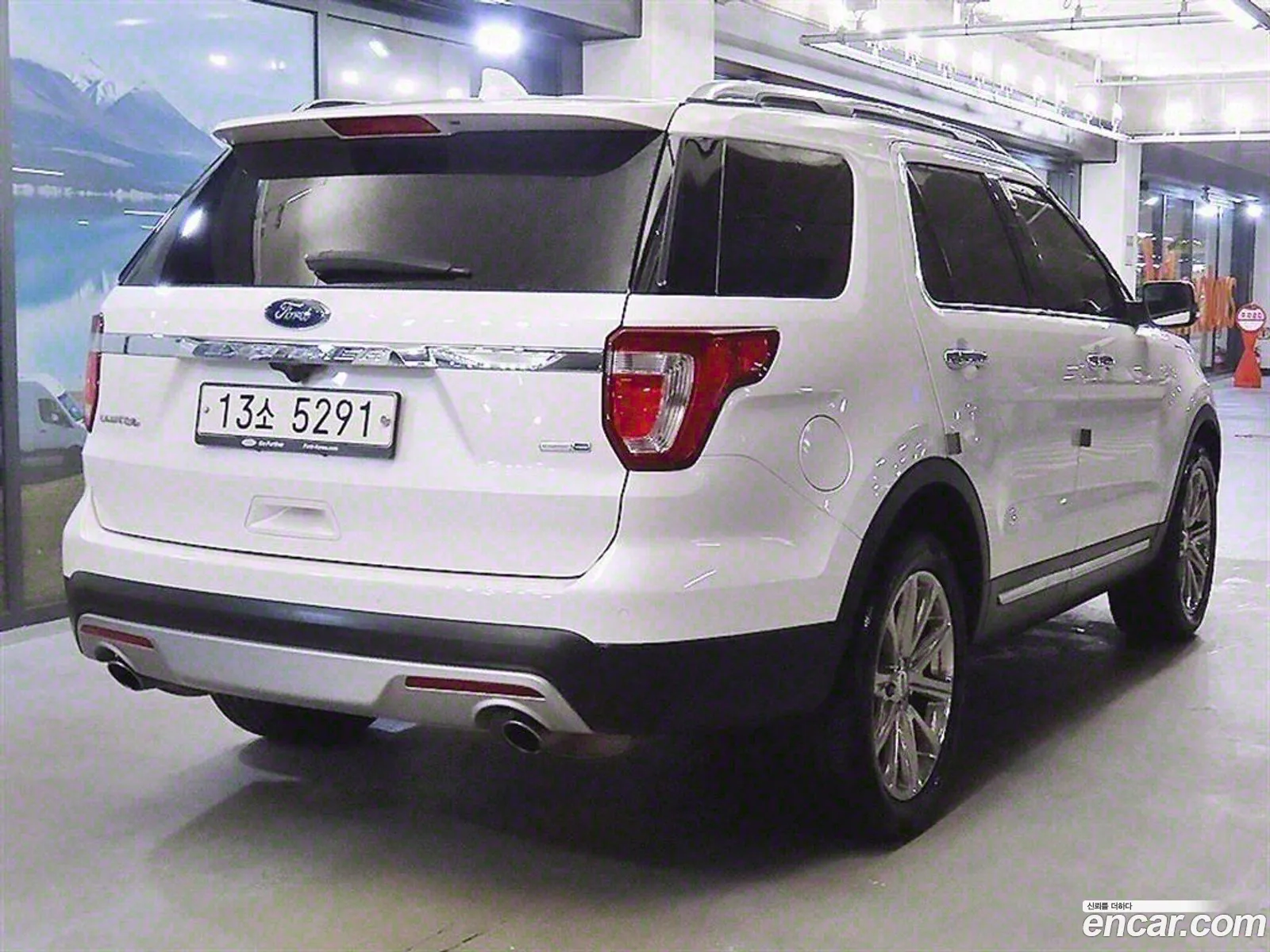 Ford Explorer 2017 — 16
